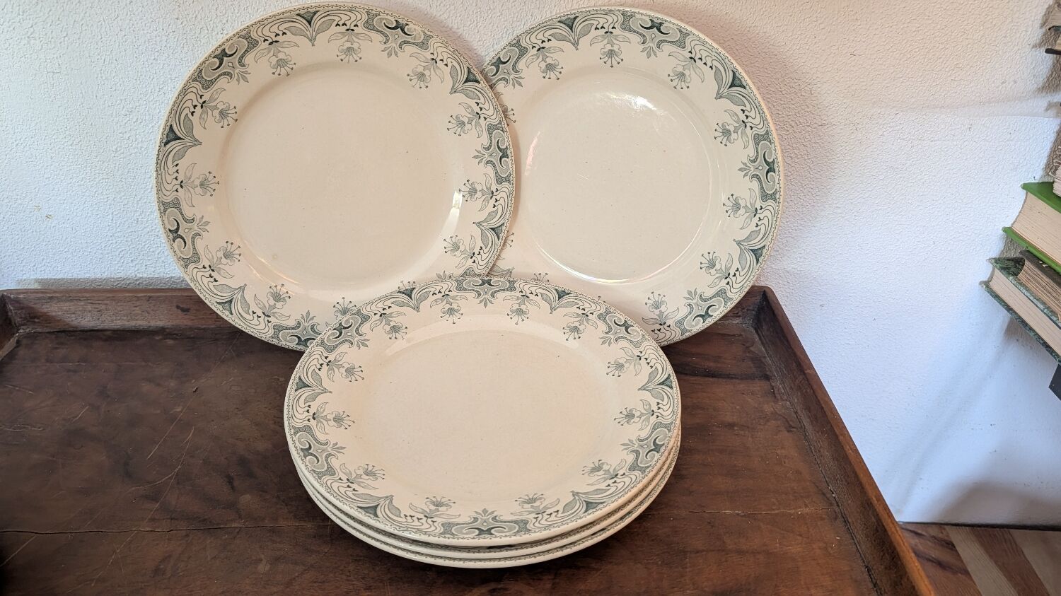 Earthenware plates L. Bourgeois Paris early 20th century