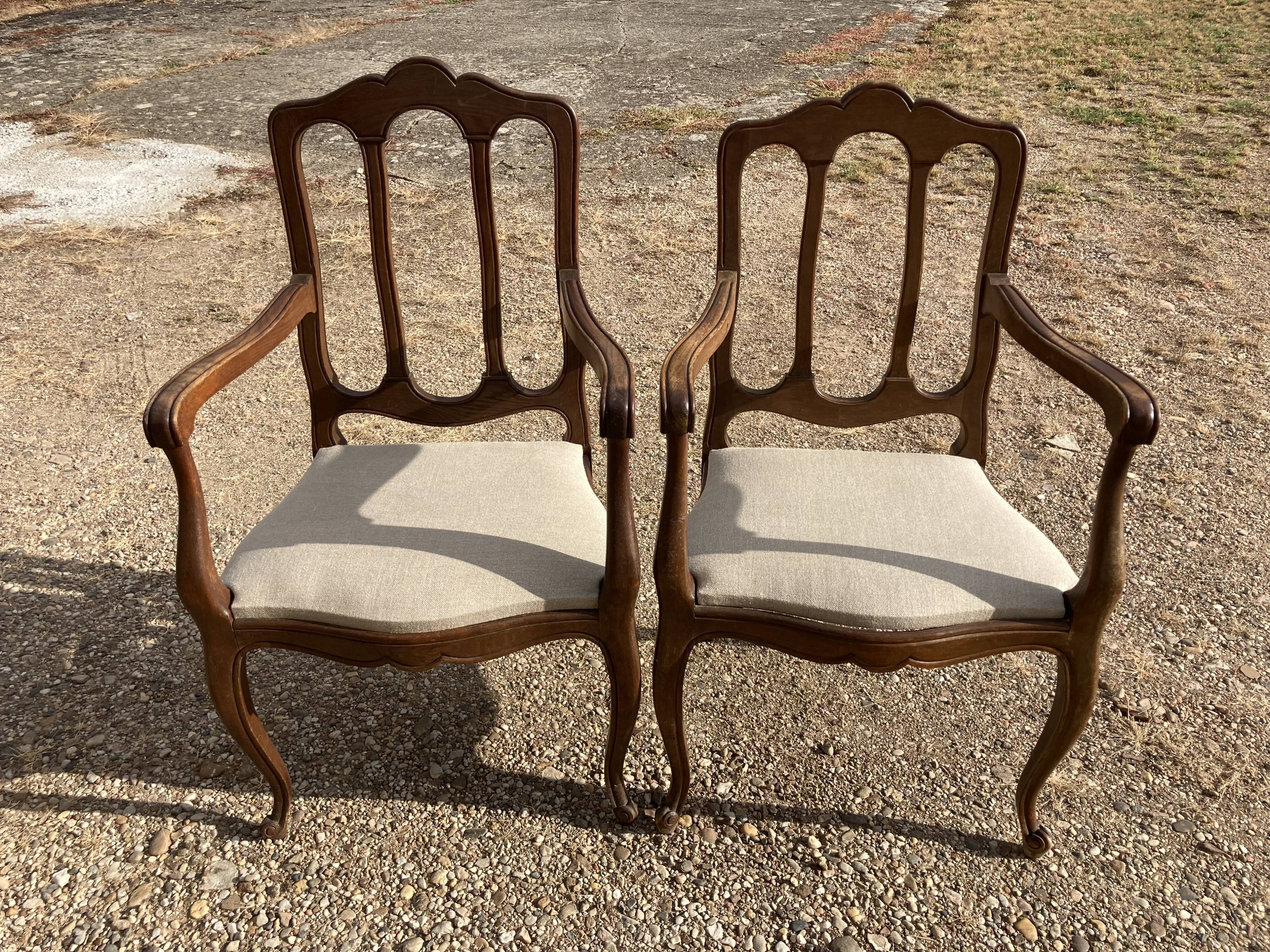 Paire de fauteuils de style anglais