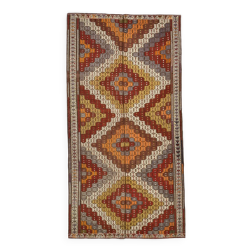 Tapis Kilim à motif tribal rouge et jaune, 145 x 282 cm