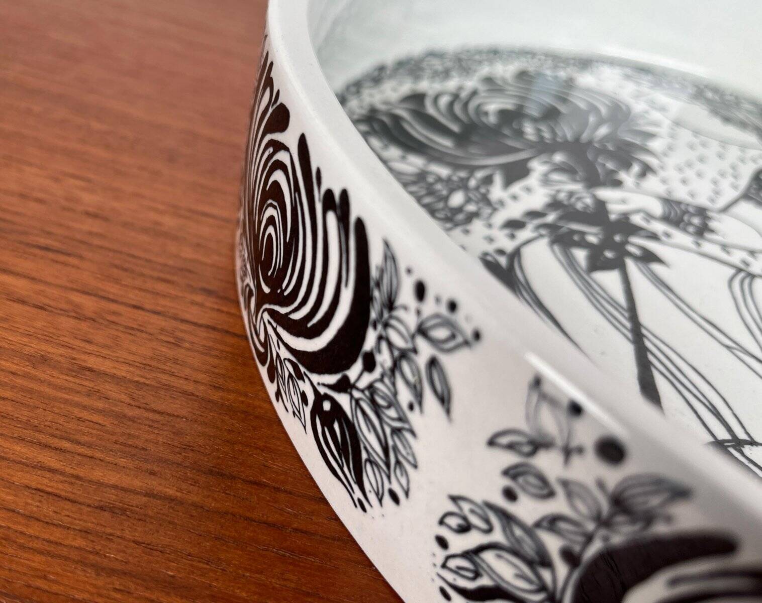 Danish Flora bowl mid-century by Bjørn Wiinblad for Nymolle, Denmark, 1960s.