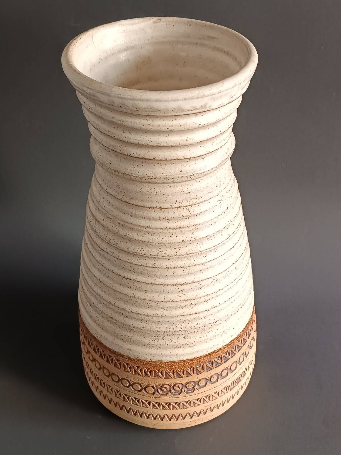 Vase en grès Broadstairs Studio Pottery