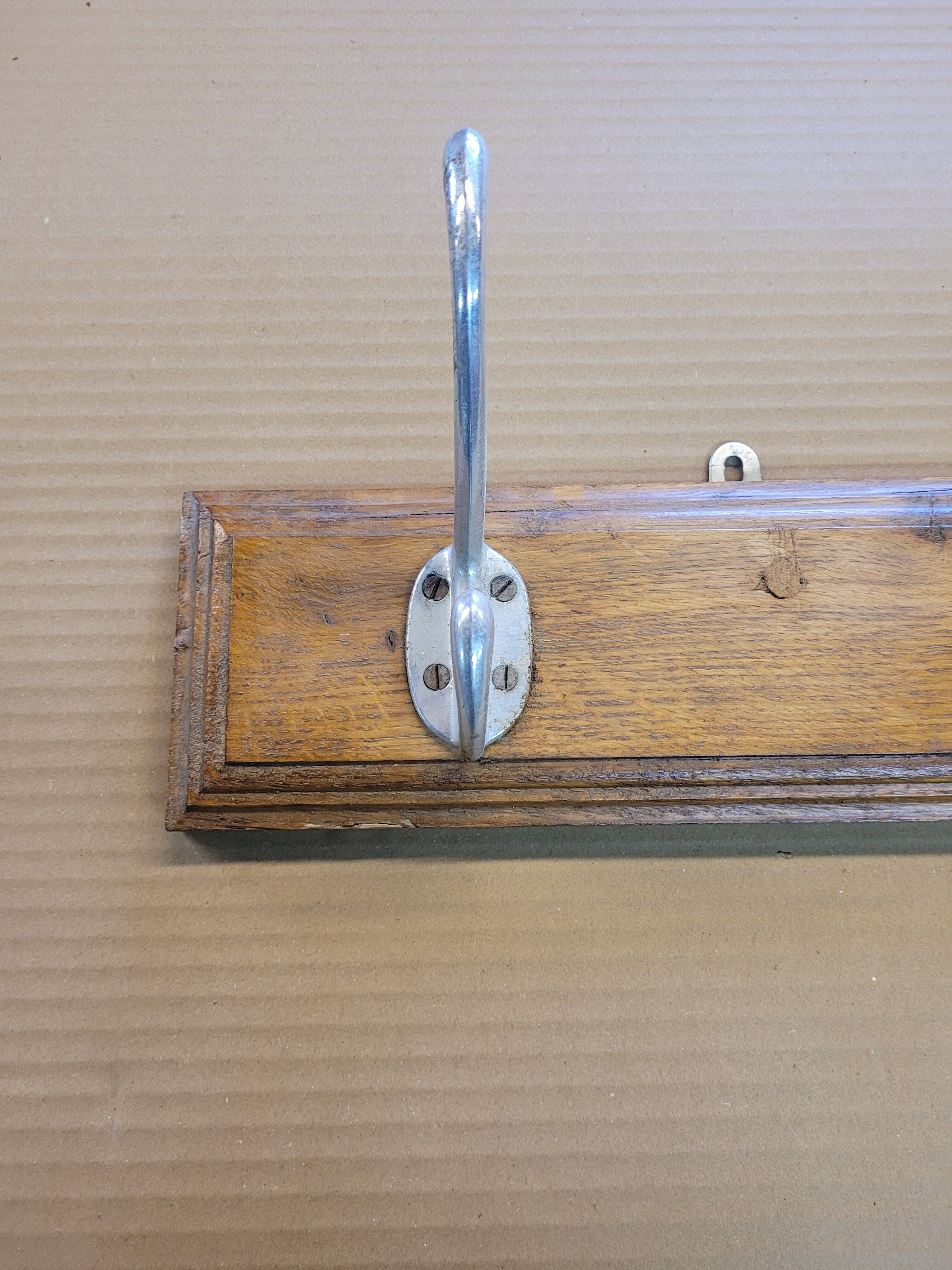 Wall coat racks with 5 hooks