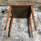Table basse appoint bois pieds compas avec contour & sabots laiton vintage