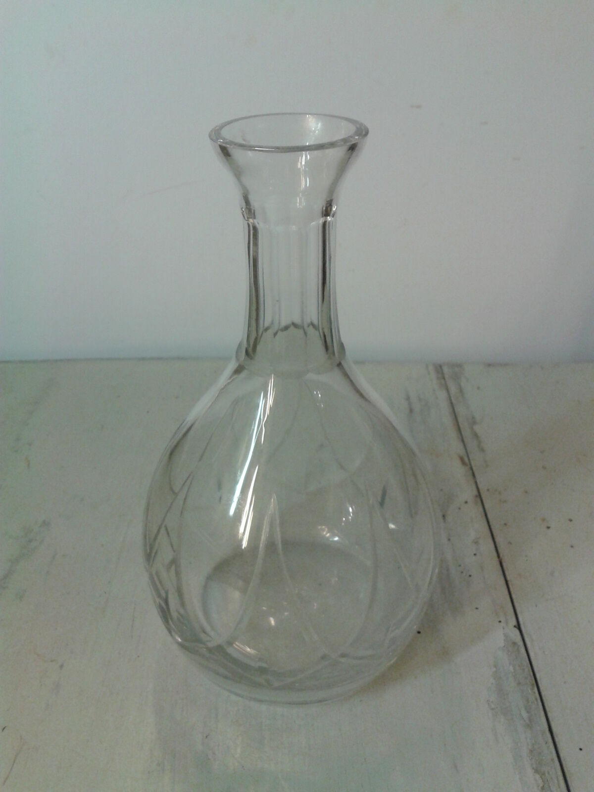 Decanter old cut glass collar facets