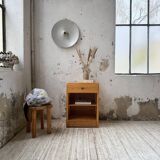 Chevet sélectionné par Charlotte Perriand pour Les Arcs