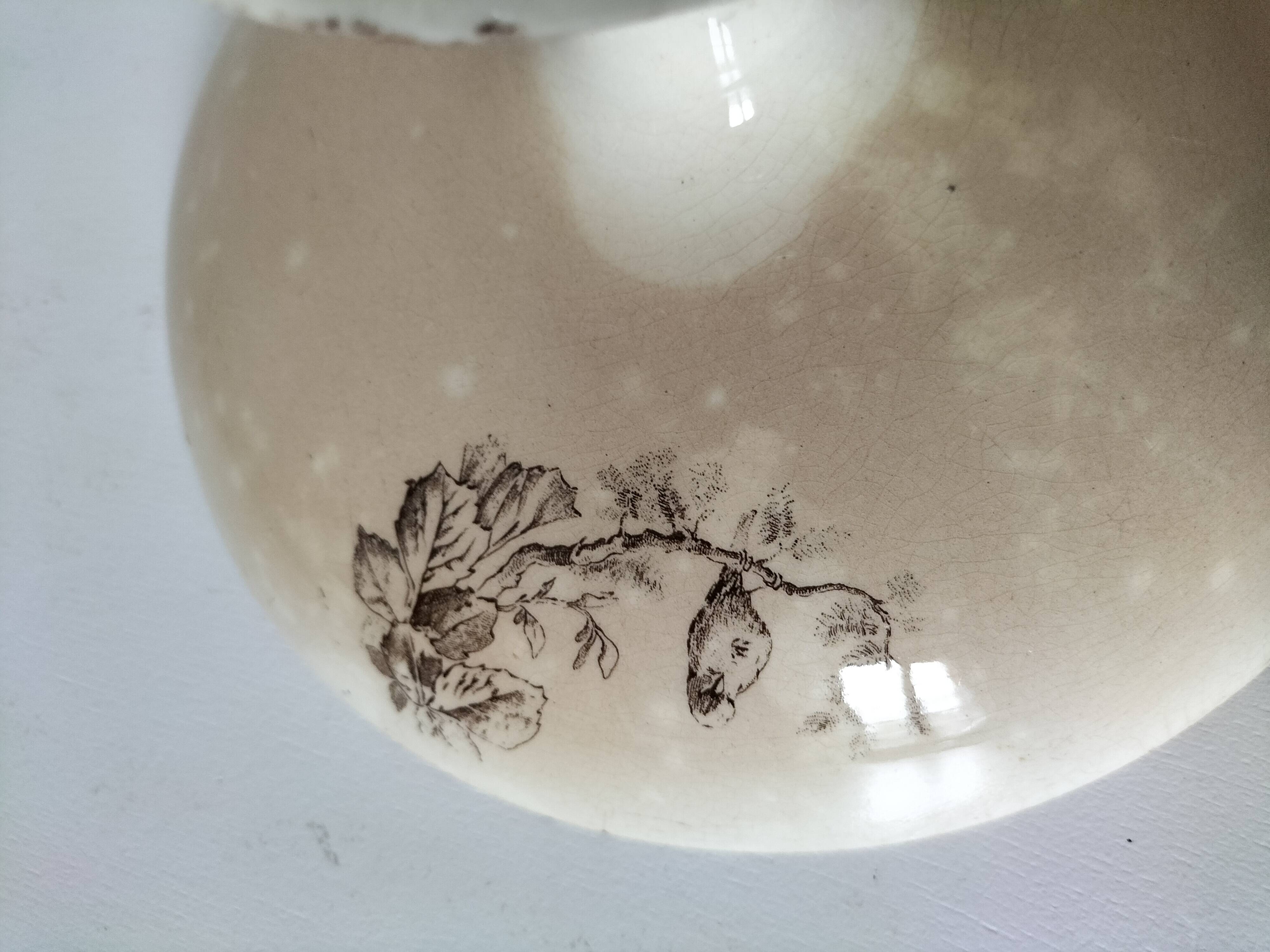 Plate on pedestal HB & Cie