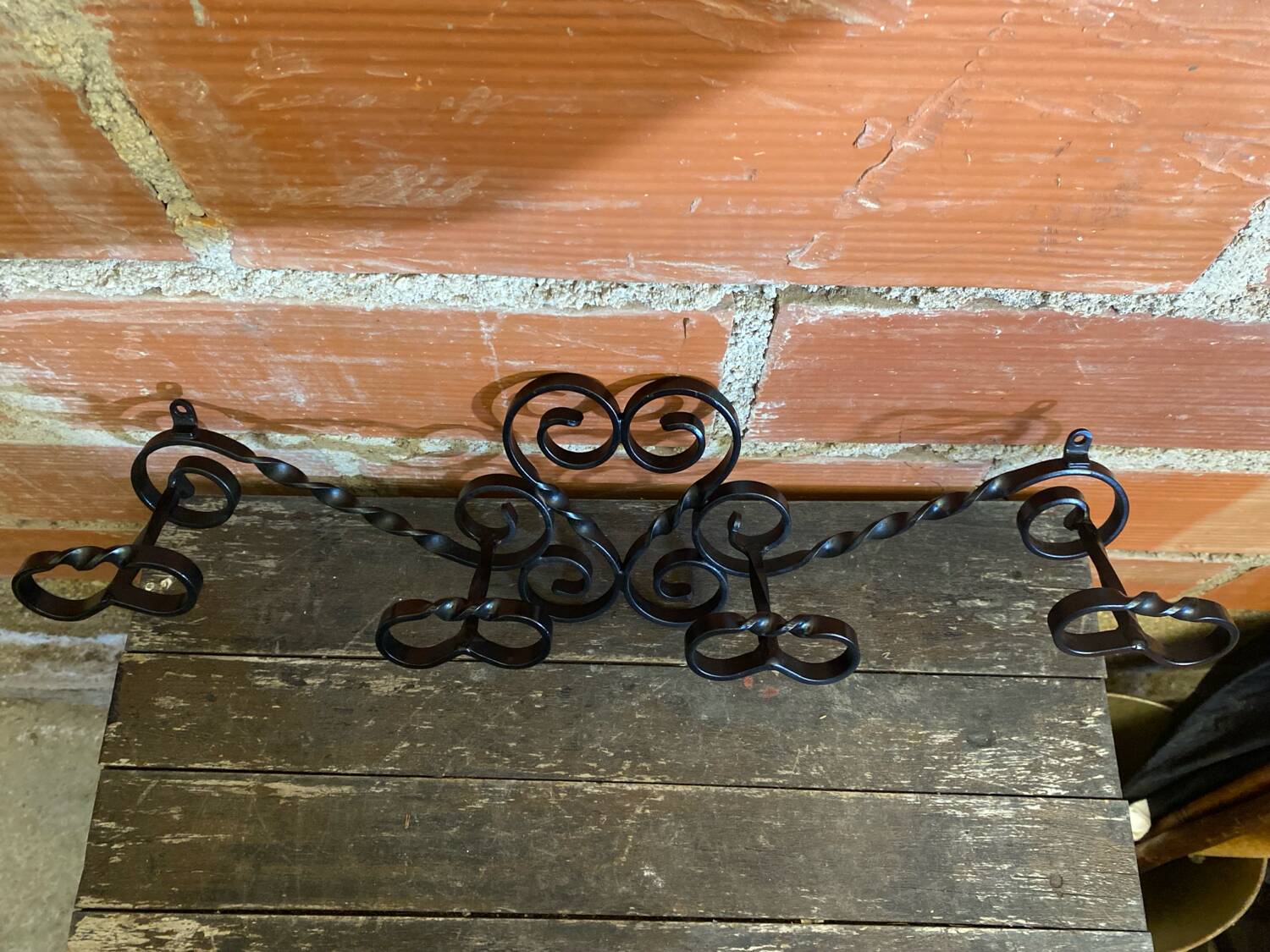 Vintage Wall Coat Rack with 4 Black Wrought Iron Heart-Shaped Hooks