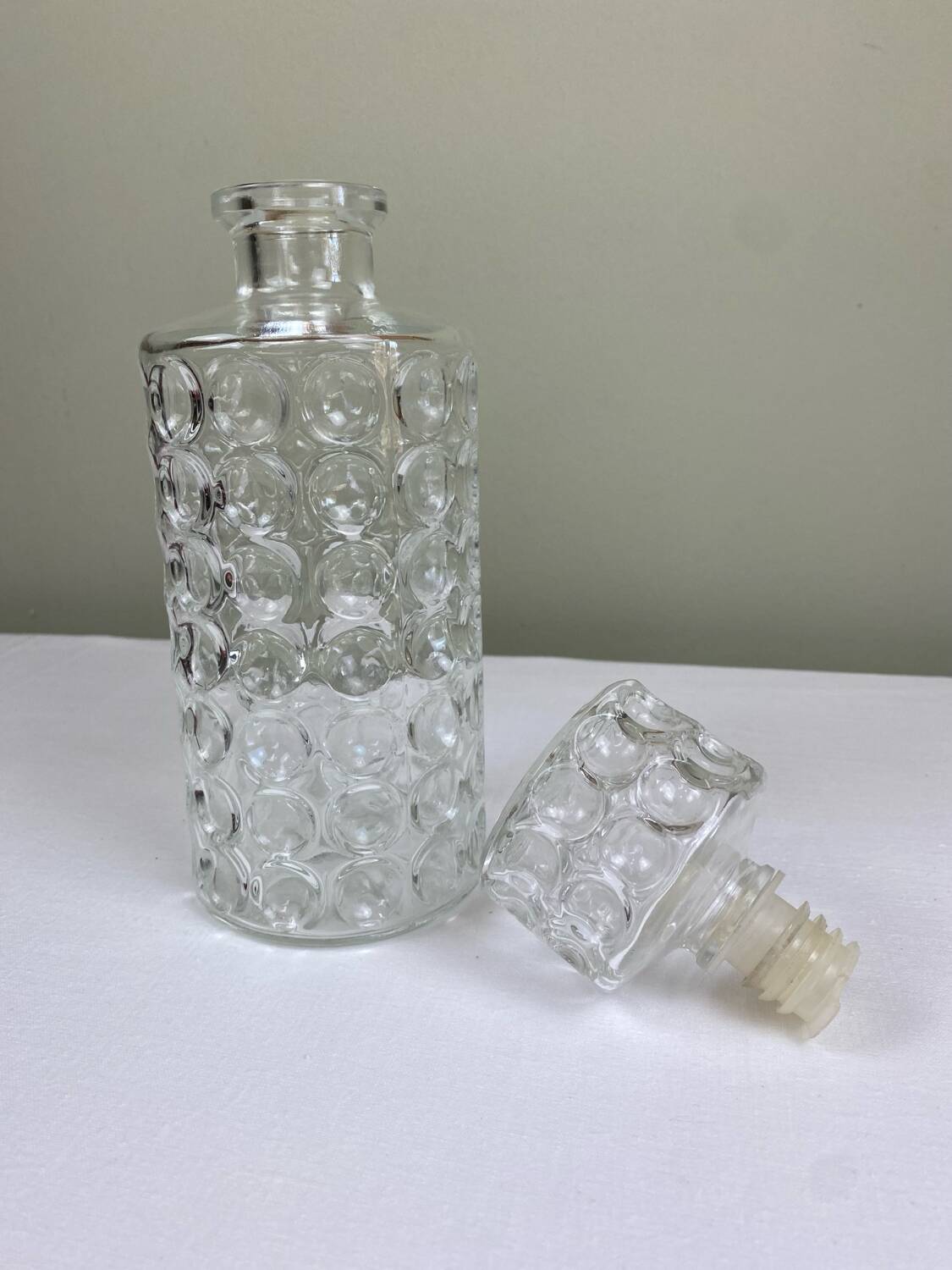 Glass carafe