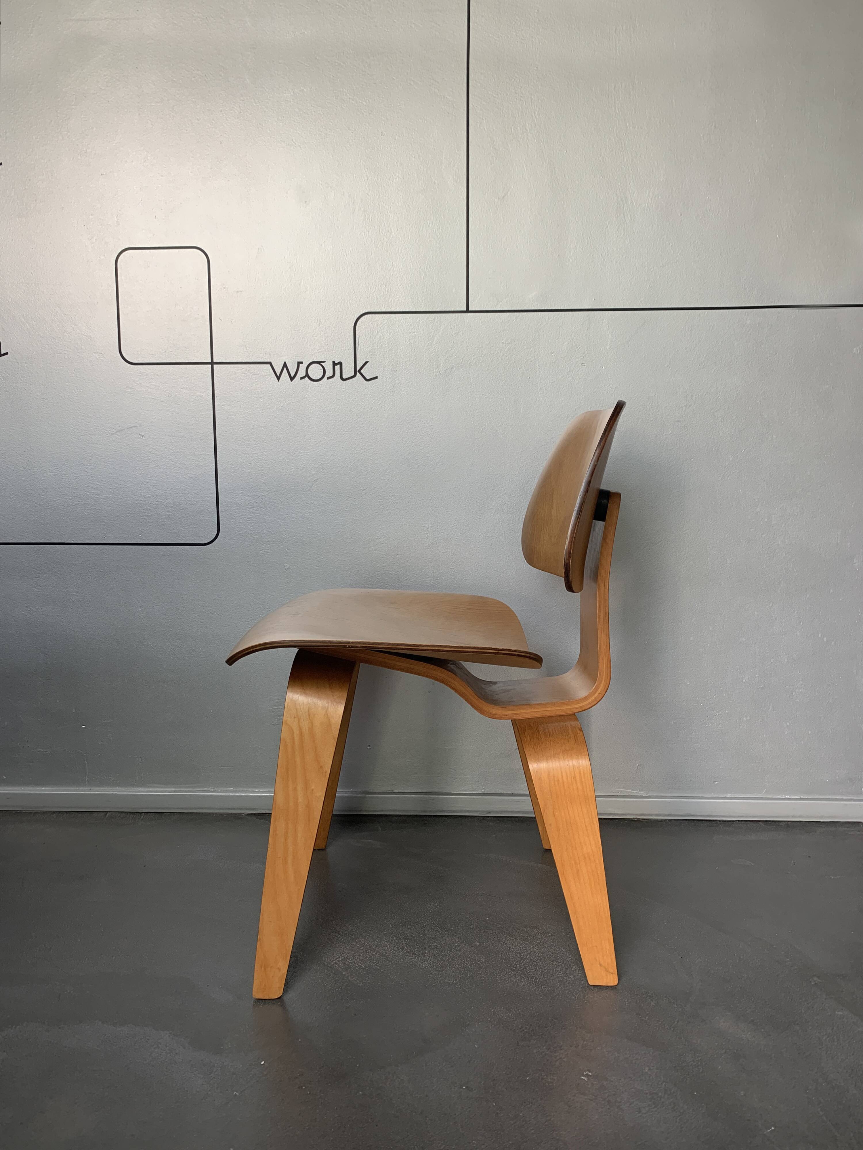 DCW Maple Chair, Charles & Ray Eames for Herman Miller, 1950s
