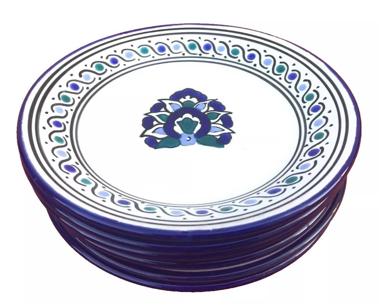 6 flat earthenware plates