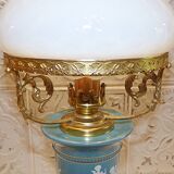 Beautiful antique Italian lamp in ceramic, gilded brass and opaline