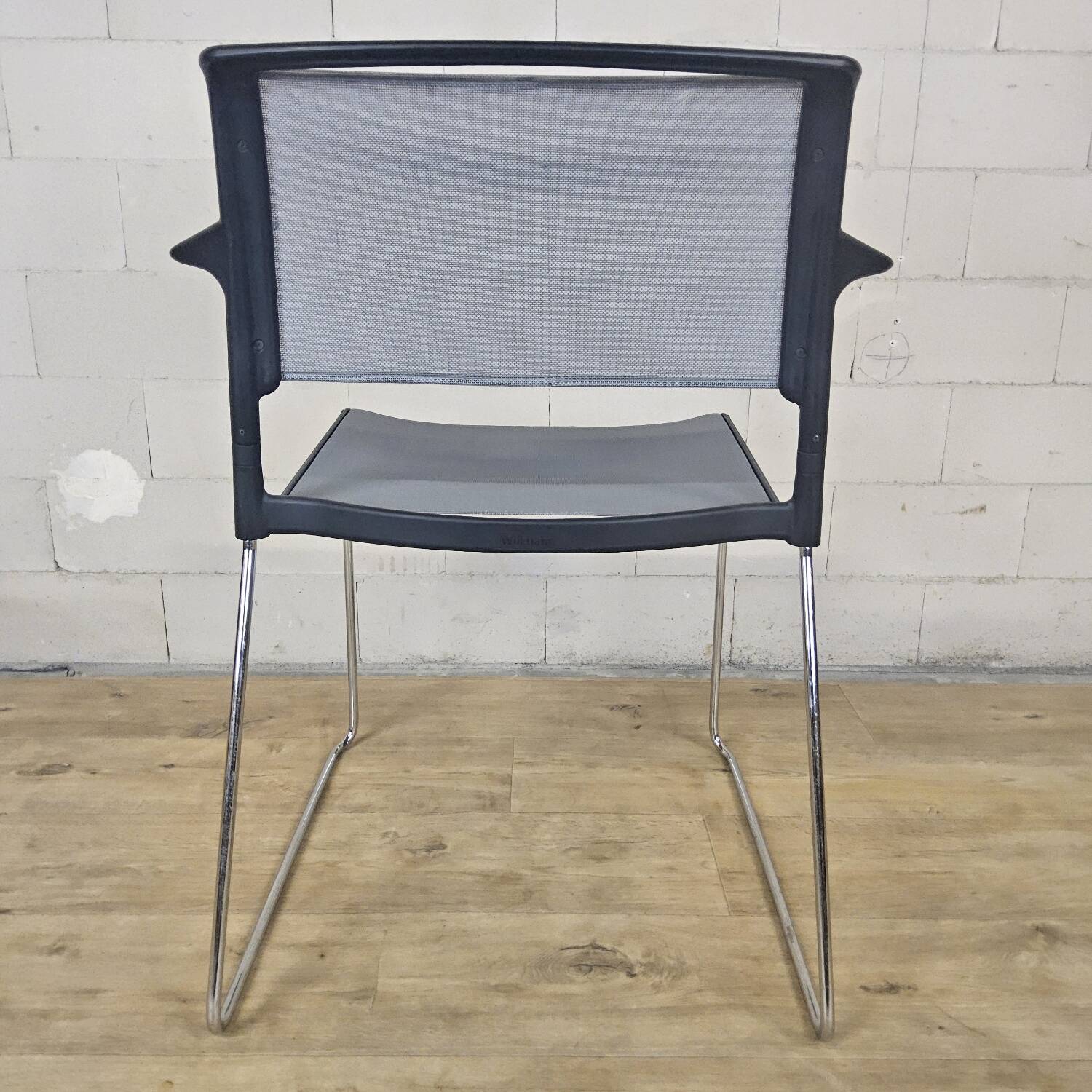 2x Wilkhahn Aline 230 chair with armrests (stackable)