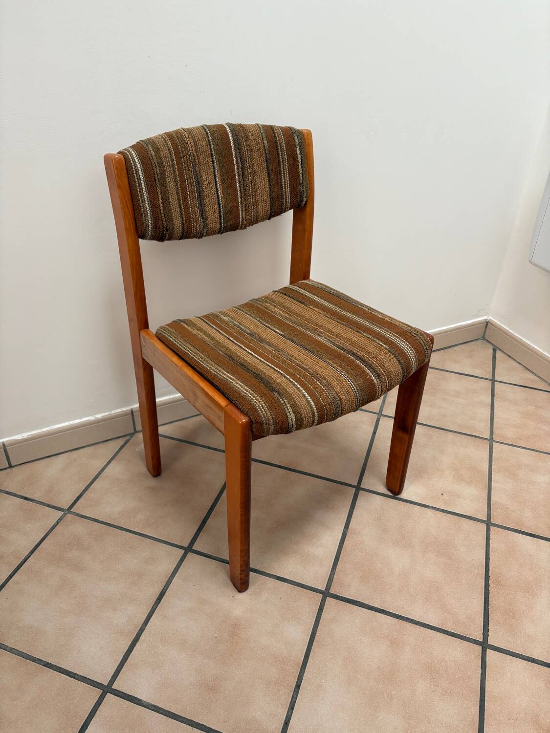 Vintage Scandinavian Baumann chair