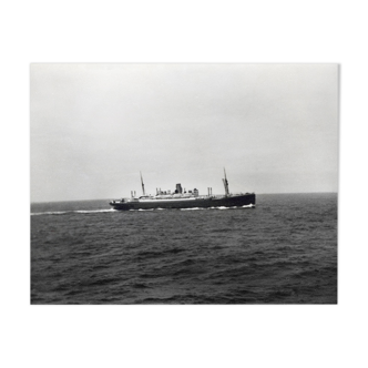 Photograph of a boat straight out of the pages of a Tintin album