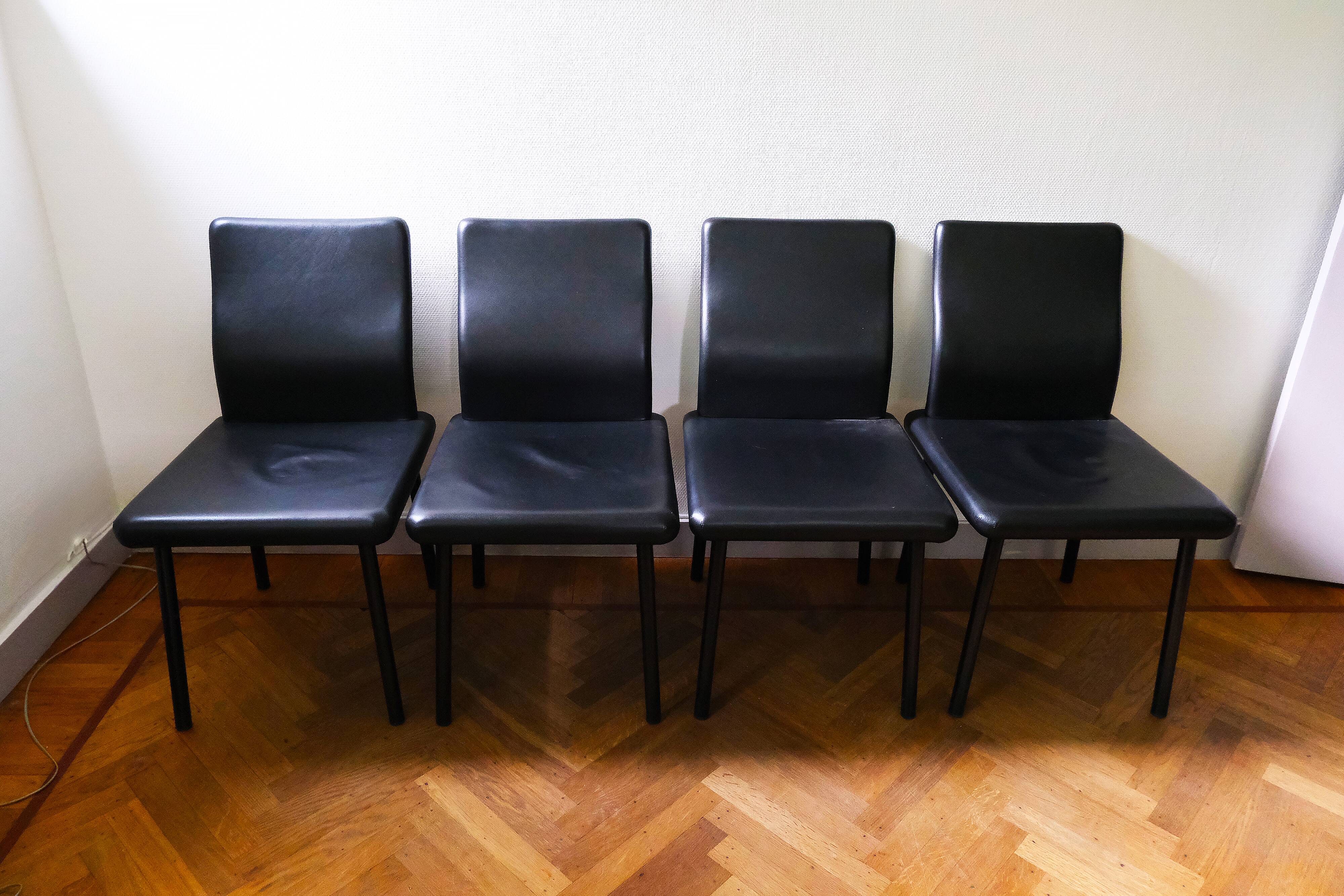 Suite de chaises "Mandarin" Ettore Sottsass pour Knoll