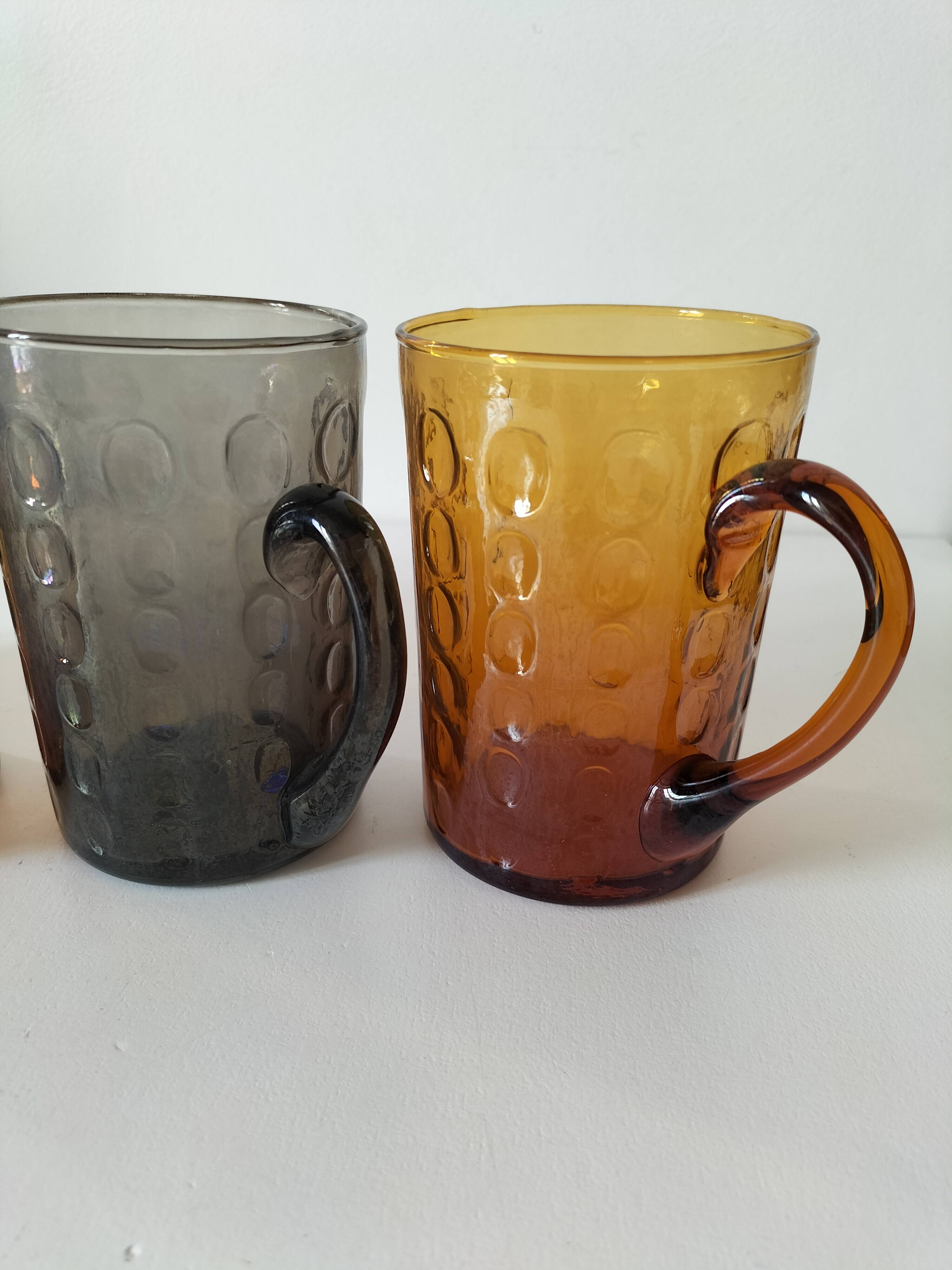 Set of 4 coloured pressed glass mugs, vintage style.