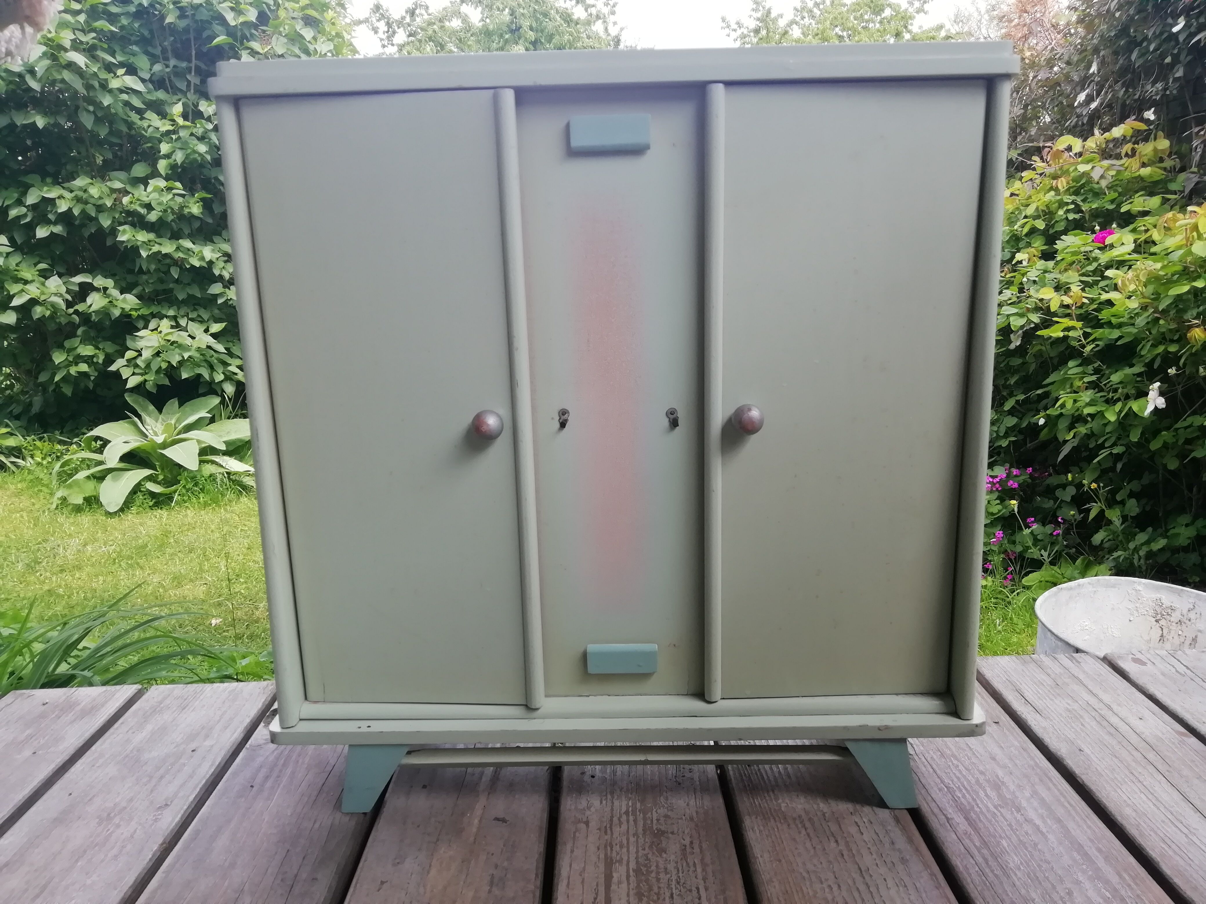 Doll wardrobe