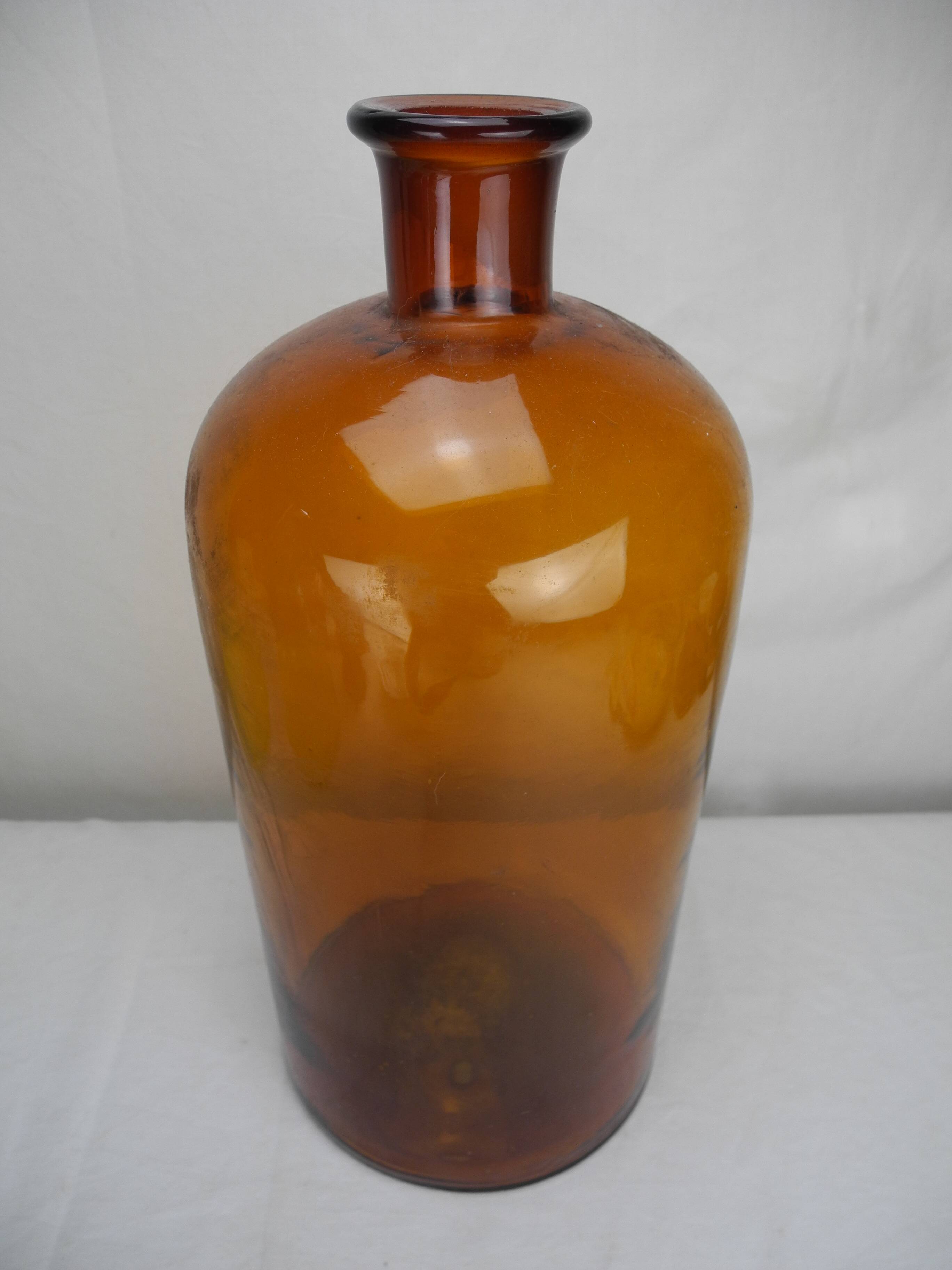 Vase, flacon ancien d'apothicaire