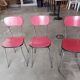 Chaises en formica rouge