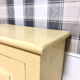 Petite armoire beige vintage