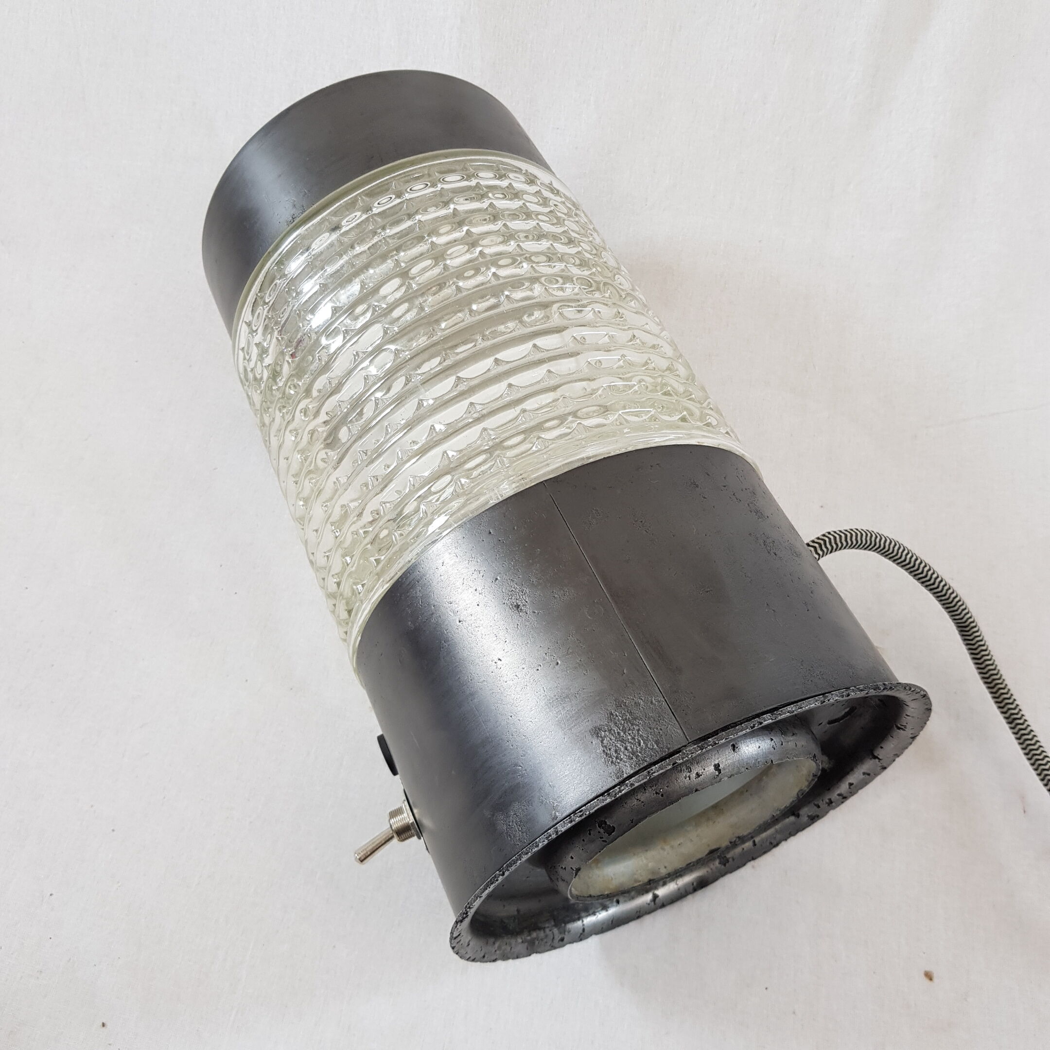 Lampe de table industriel metal graphité et verre Lita