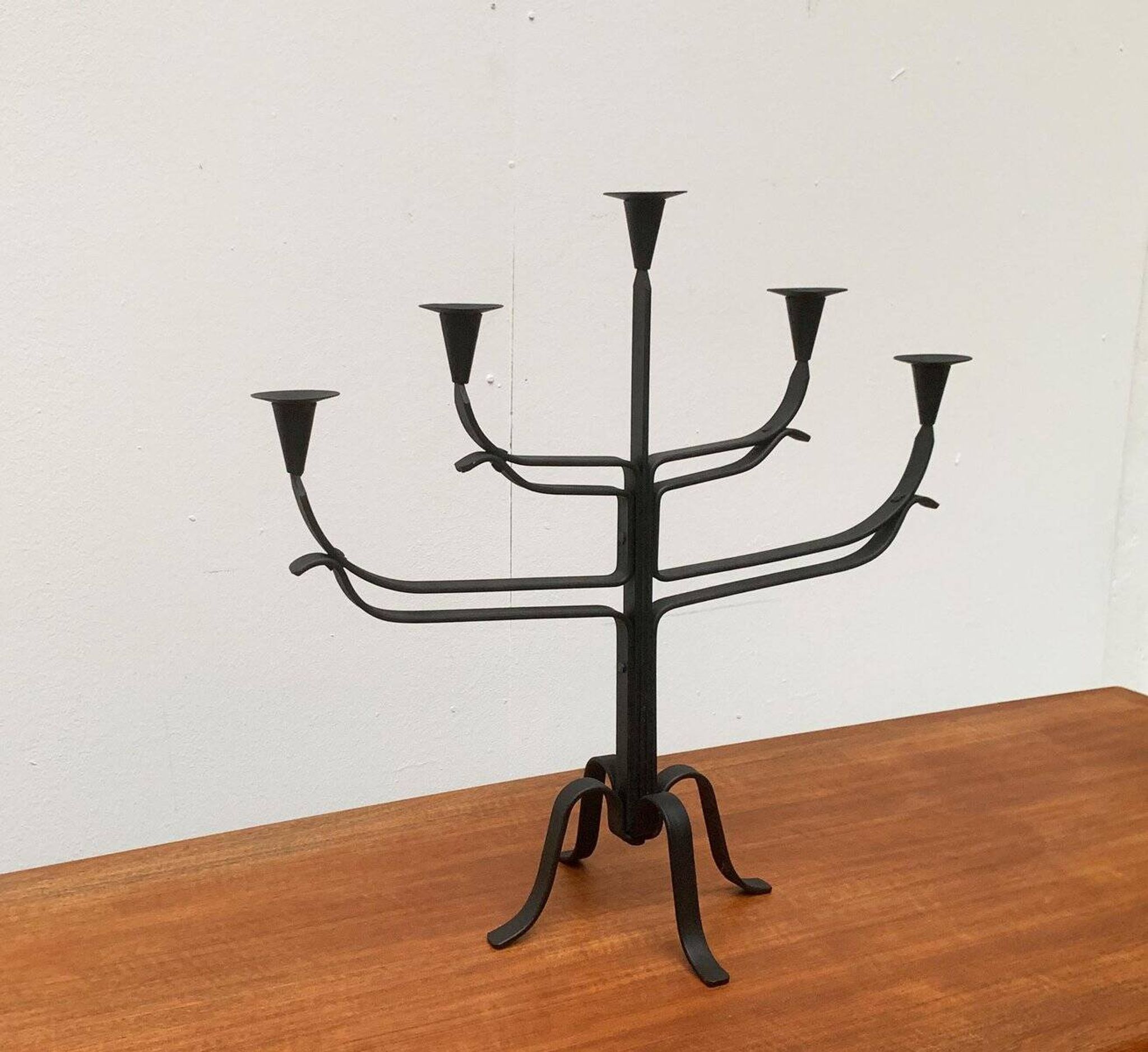 Support de bougie en métal brutaliste