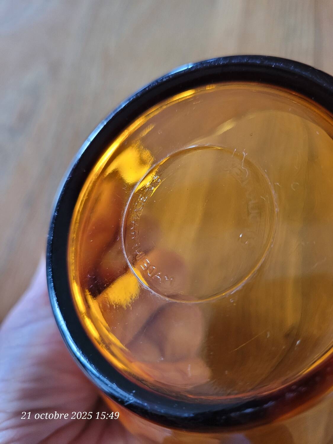 3 bols en verre ambré Duralex