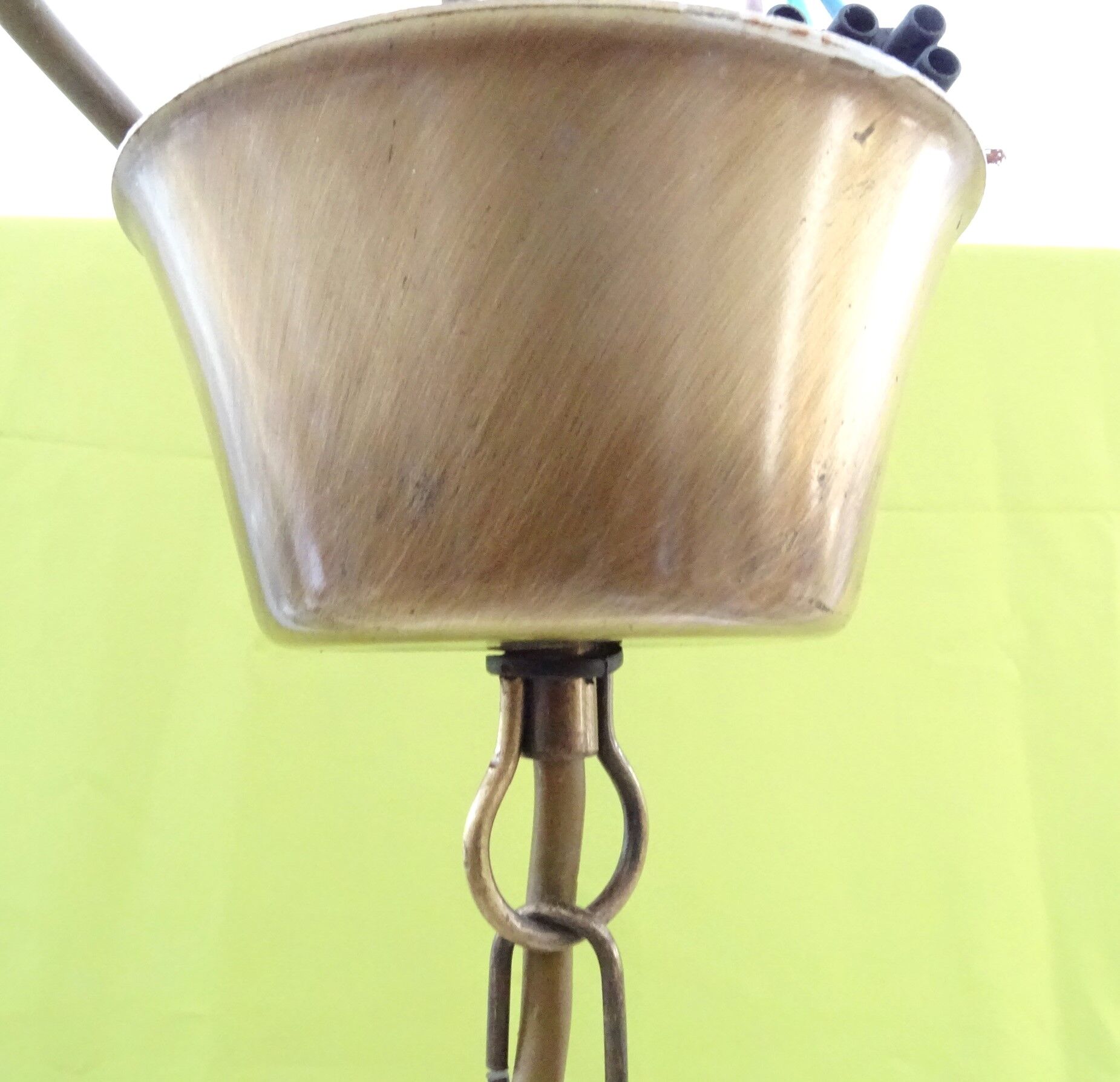 3-branched chandelier in opaque glass