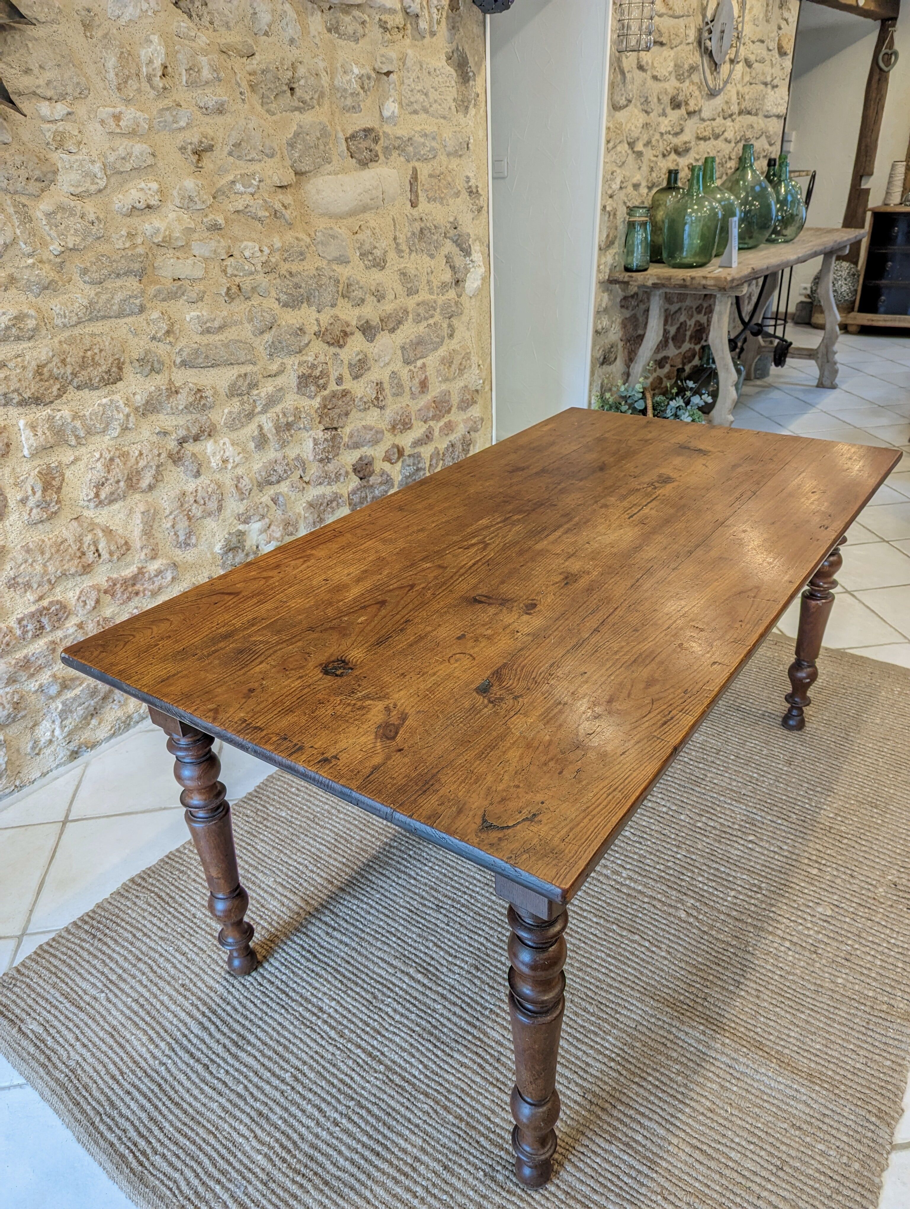 Farmhouse table