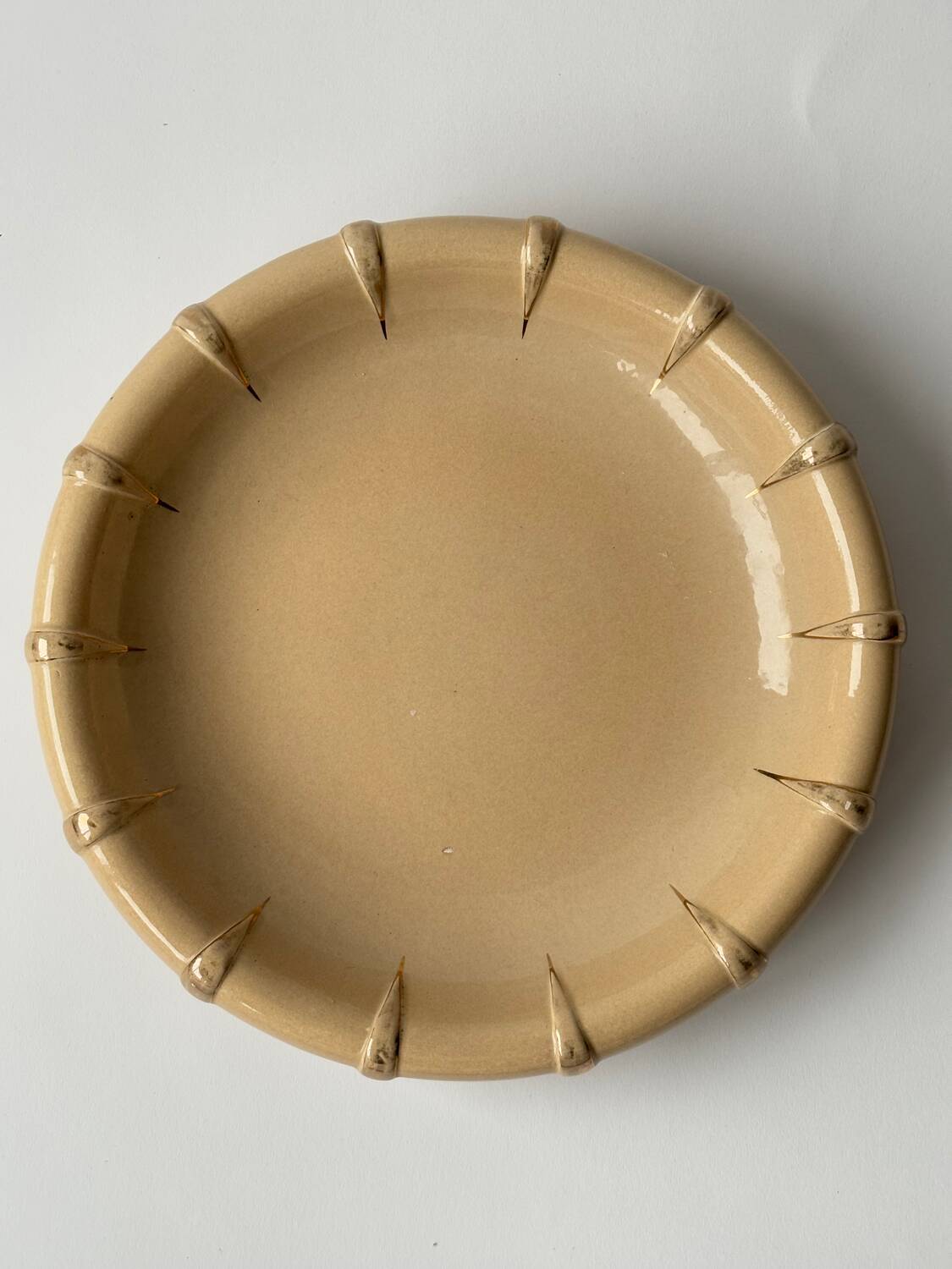 Salins Art Deco beige and gold fruit bowl