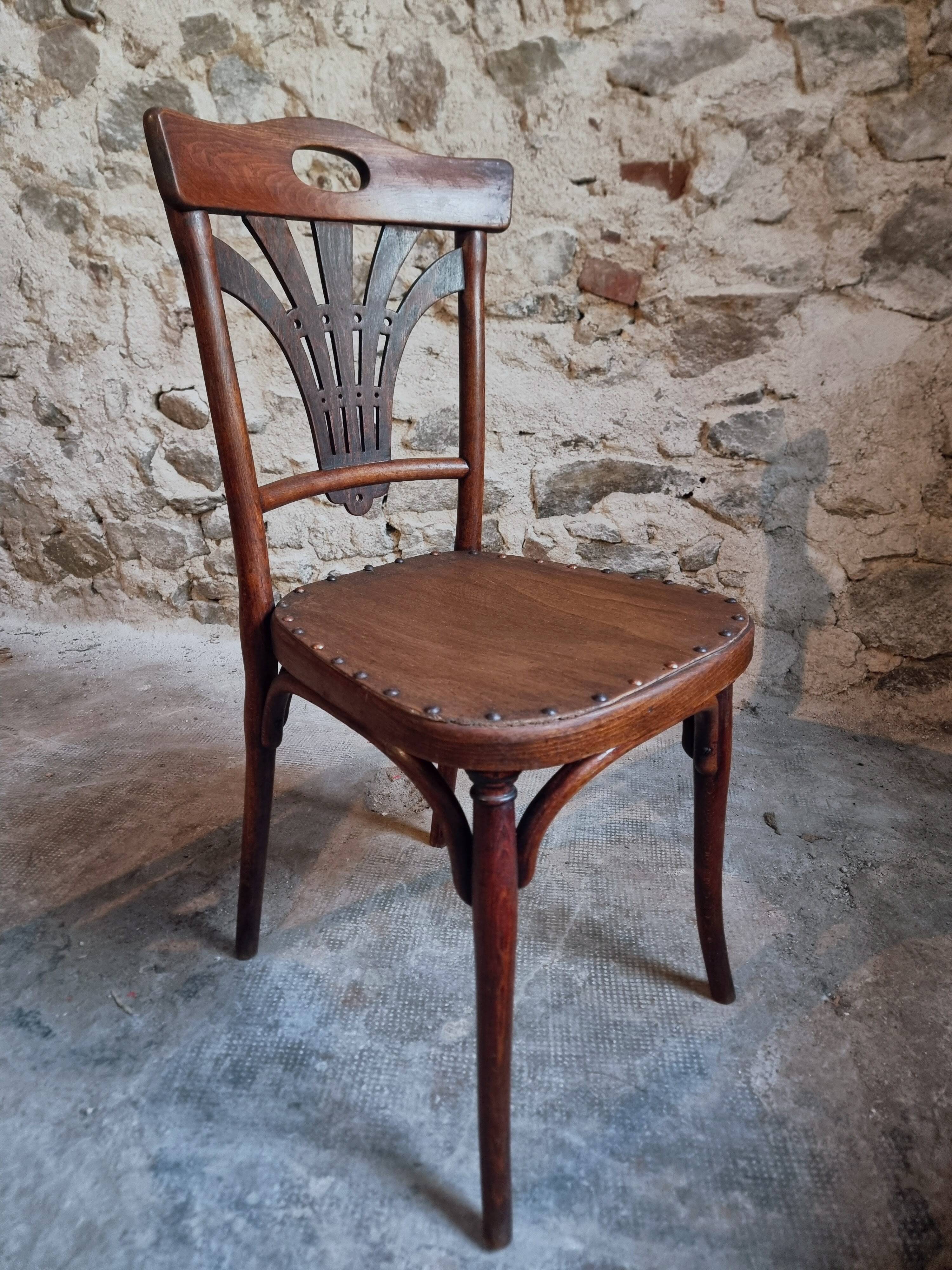 Ensemble de 4 chaises bistrot françaises anciennes Thonet – vers 1920