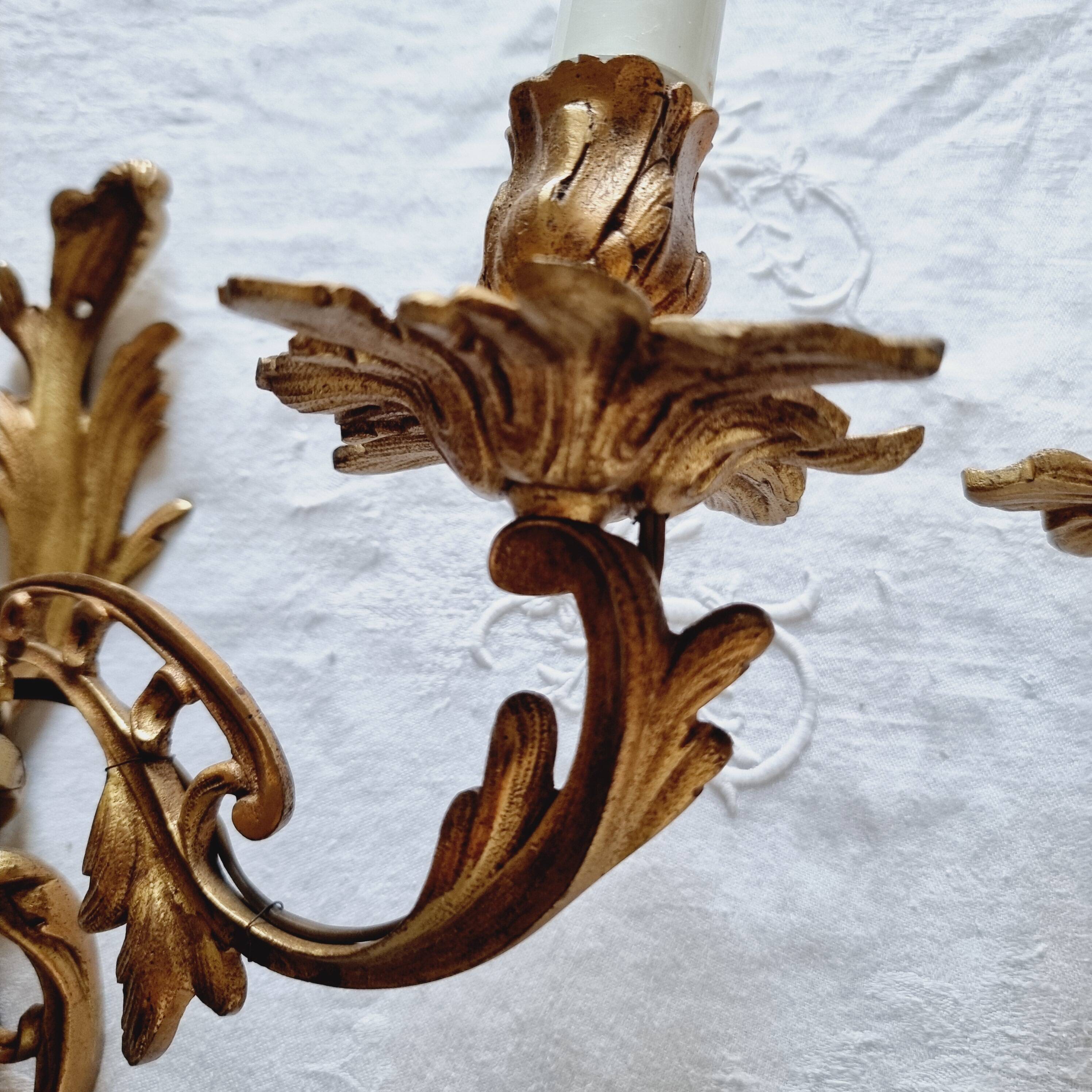Pair of vintage French wall sconces in bronze, Louis XV Rococo style.
