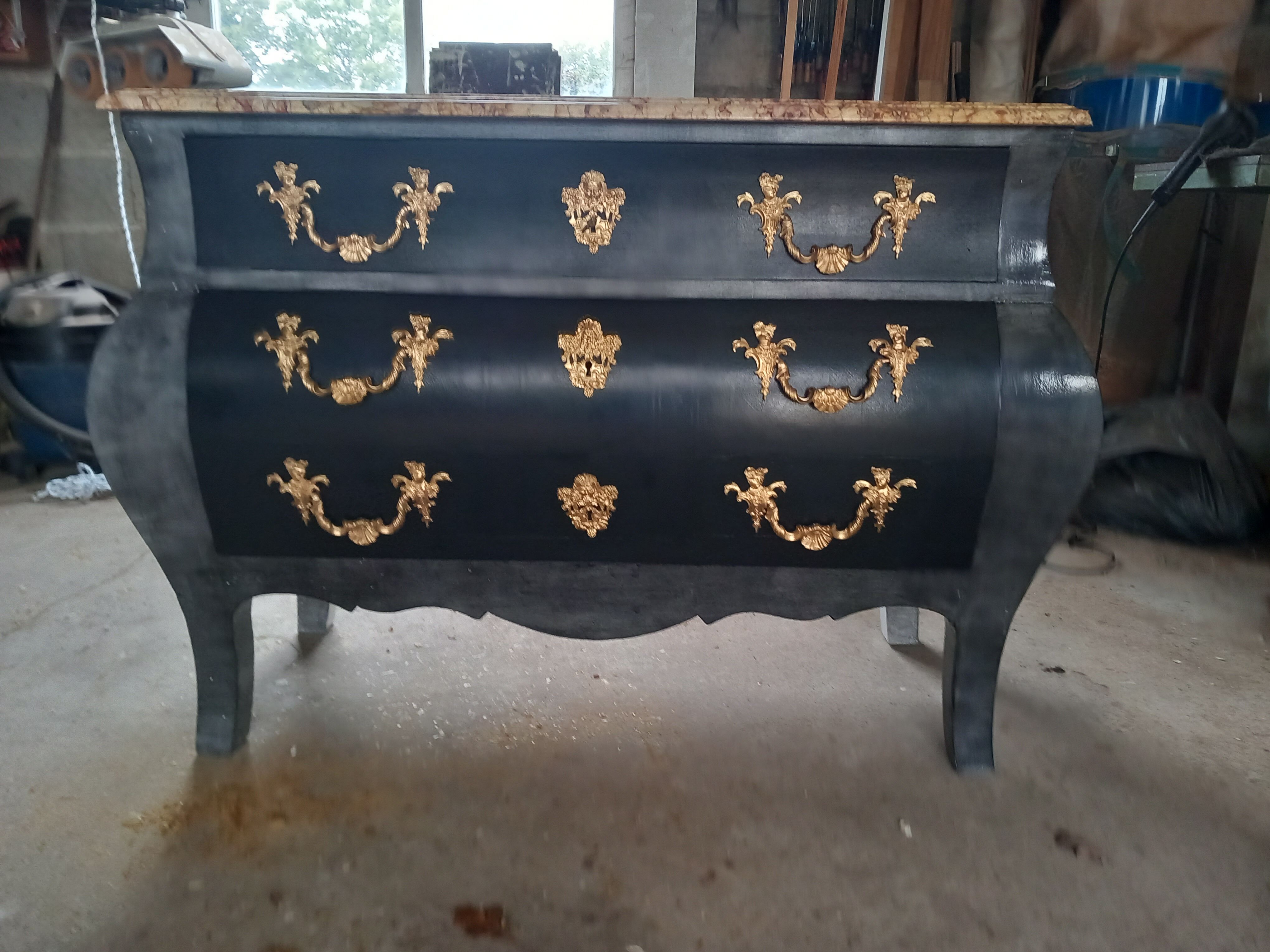 Chest of drawers Louis XV