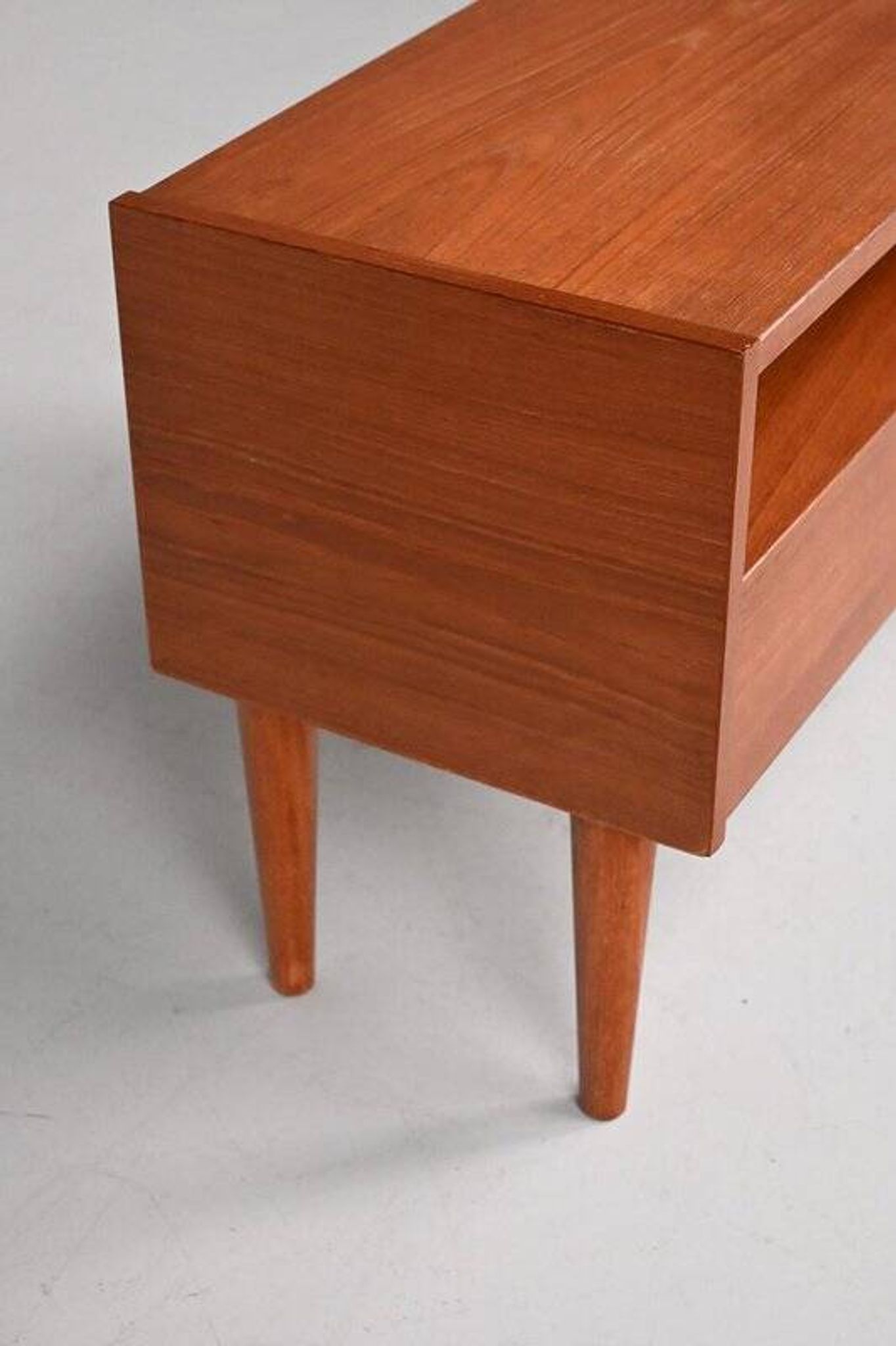 Cabinet par J. Hølmer-Hansen pour Risskov Mirrors
