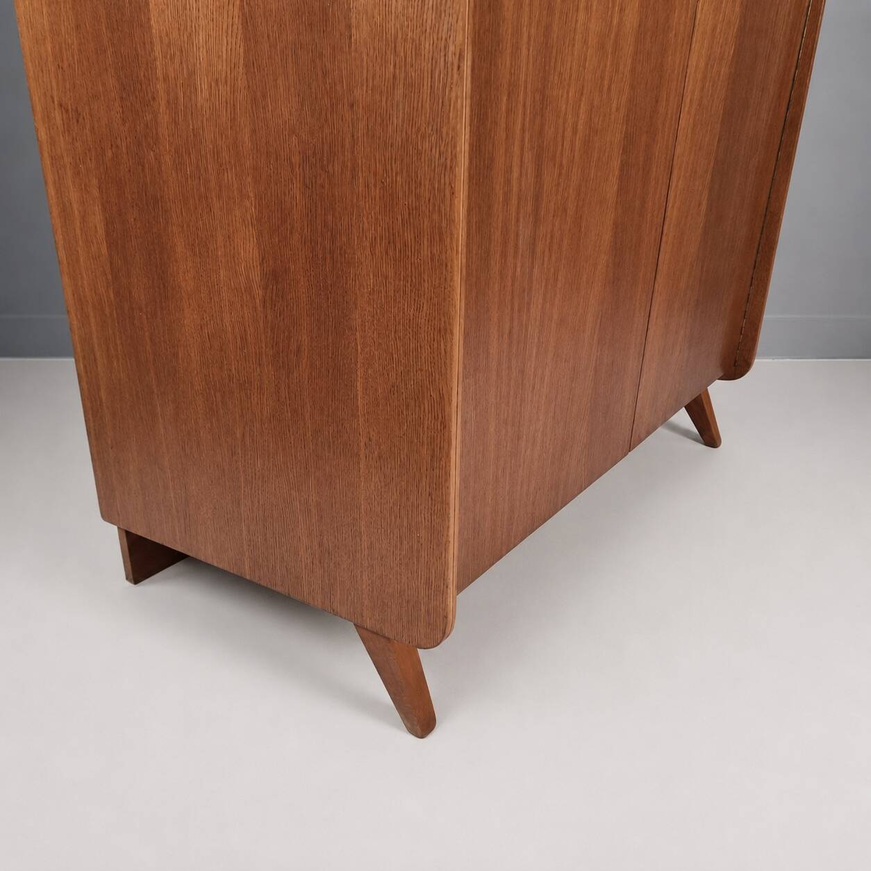 Garde-robe vintage par Tatra Nabytok, années 1970