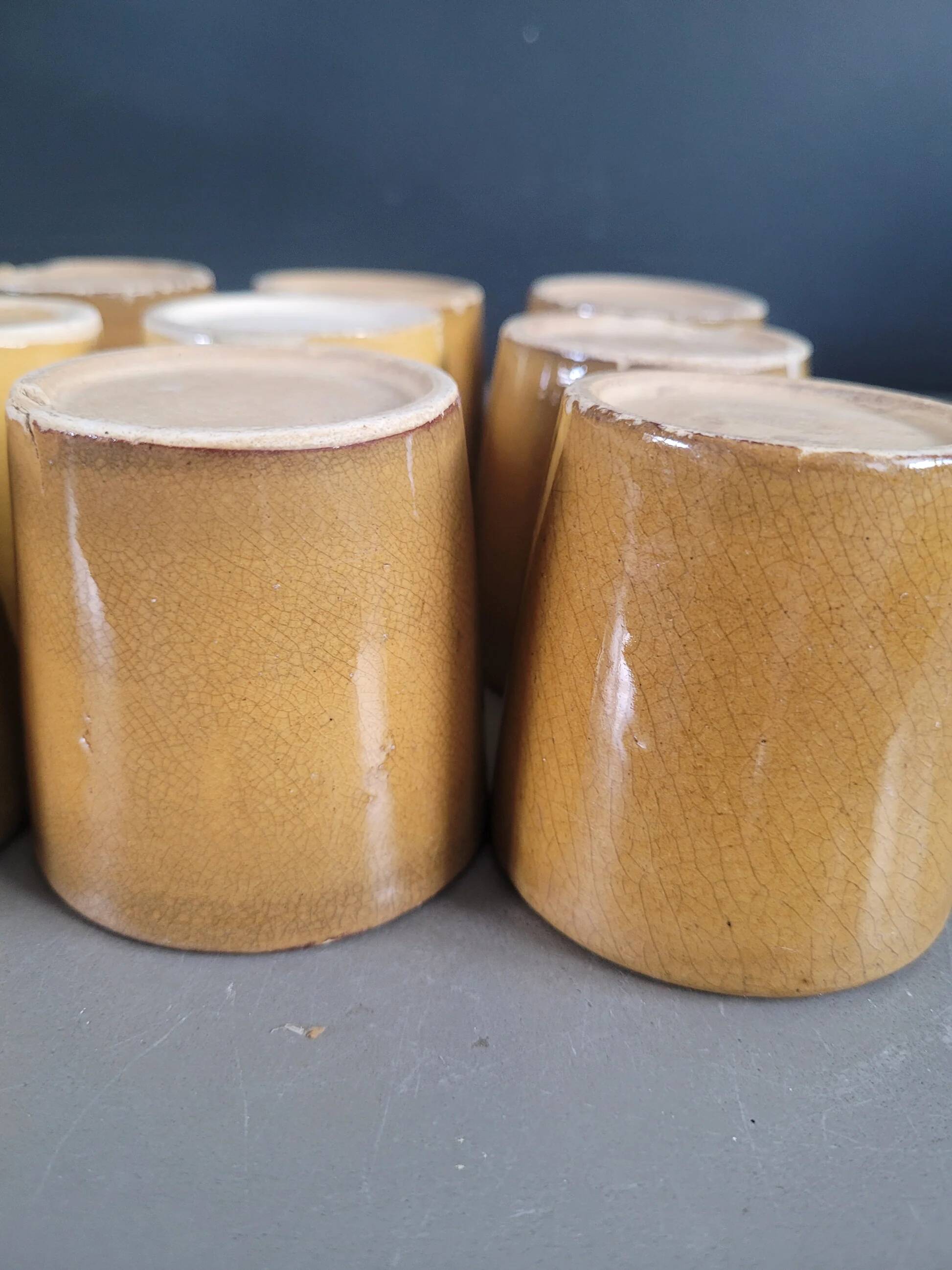 Set of 12 mustard ceramic cups