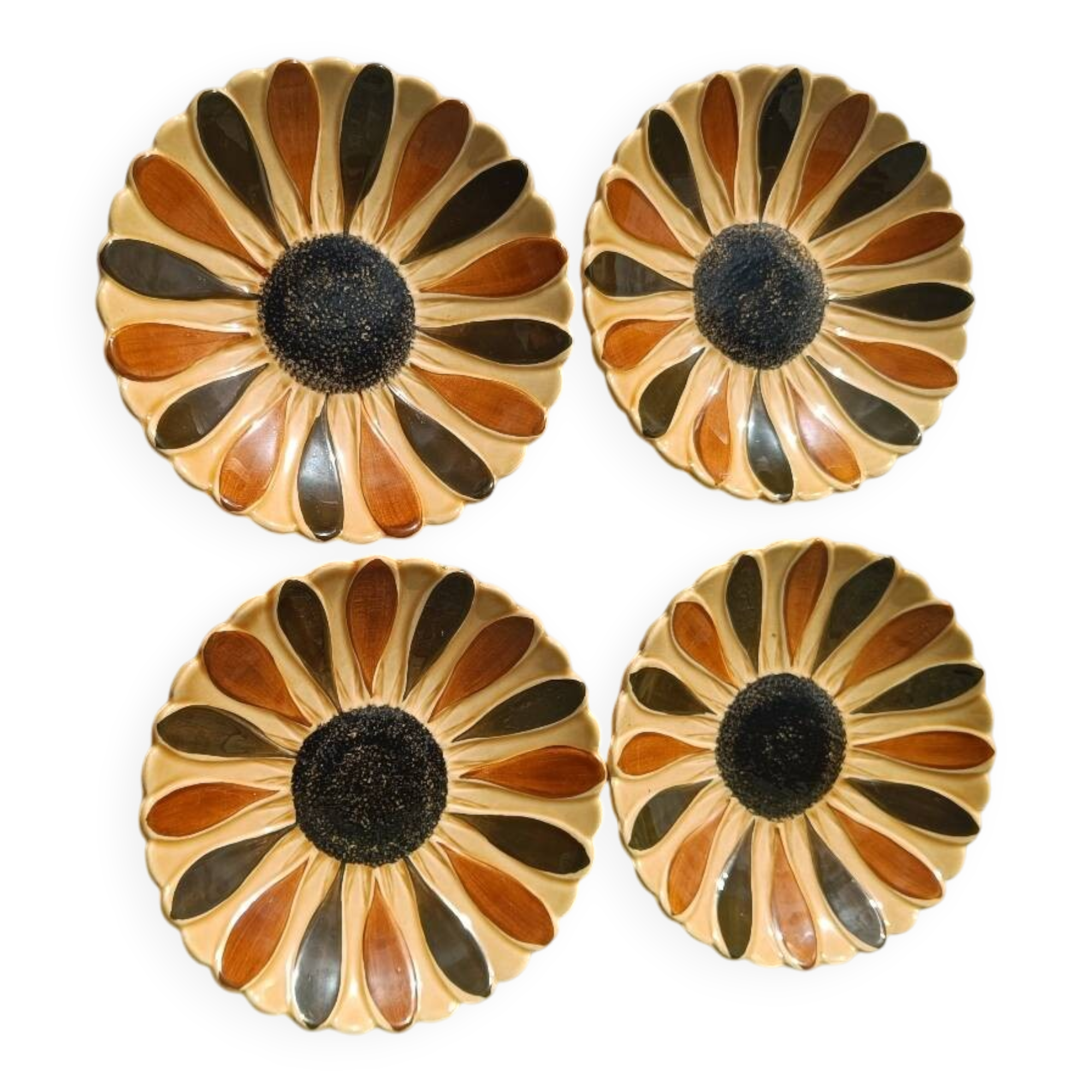 Sunflower bowls from Gien