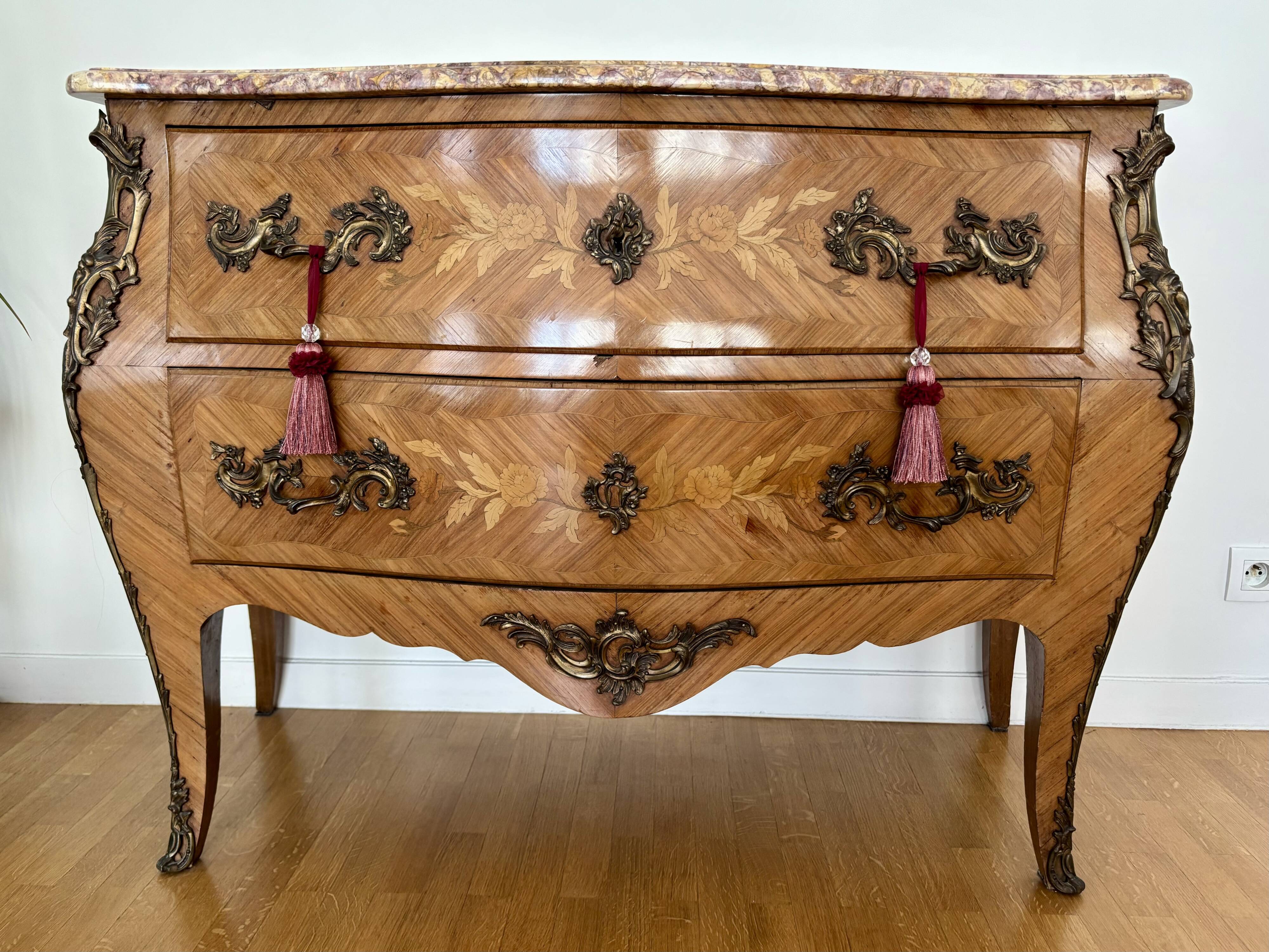 Louis XV style curved chest of drawers with floral marquetry and marble top
