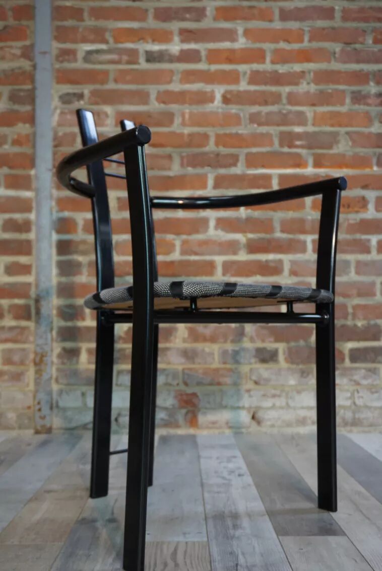 Set of 4 Italian design armchairs from the 80s