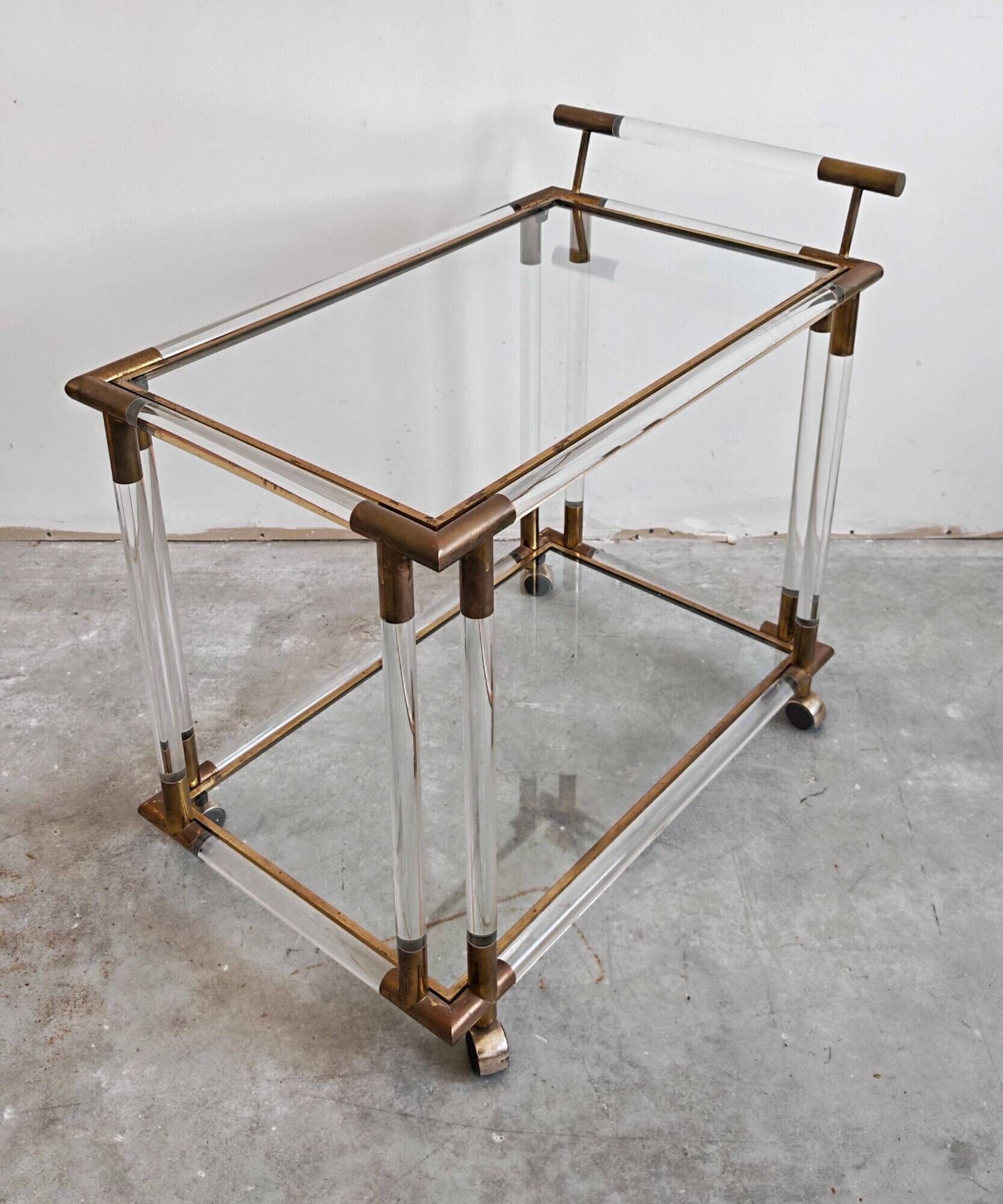 Modern mid-century bar cart in lucite, bronze, and glass, 1970s