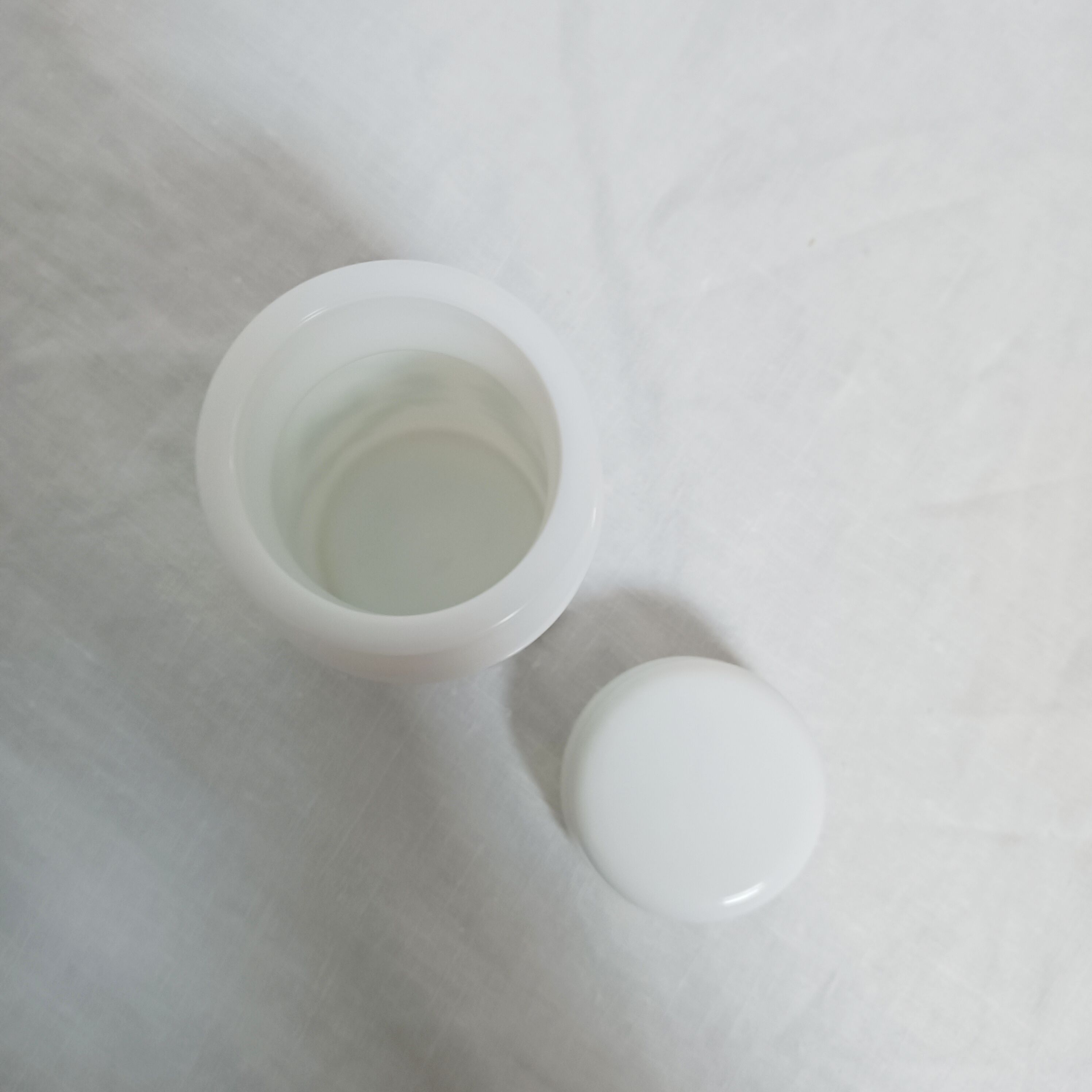 Set of 3 opaline apothecary pots