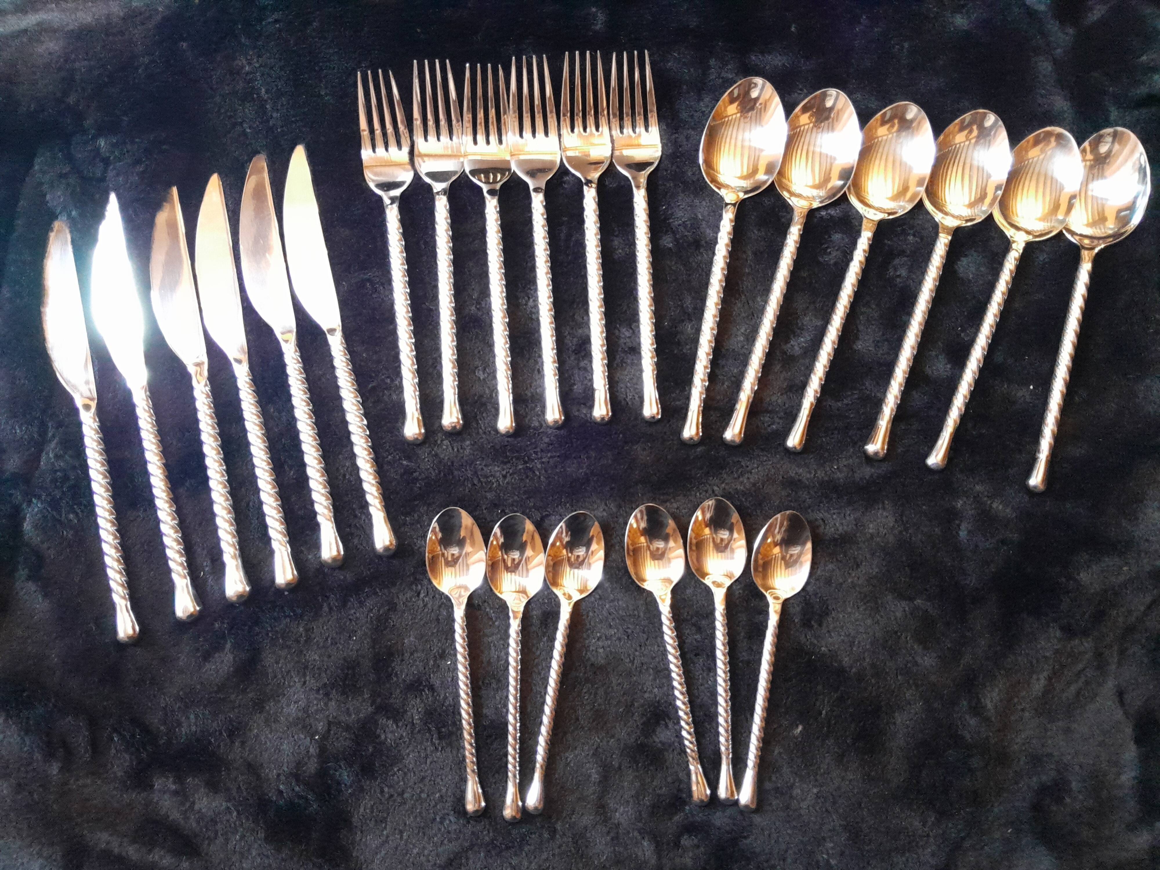 Twisted cutlery