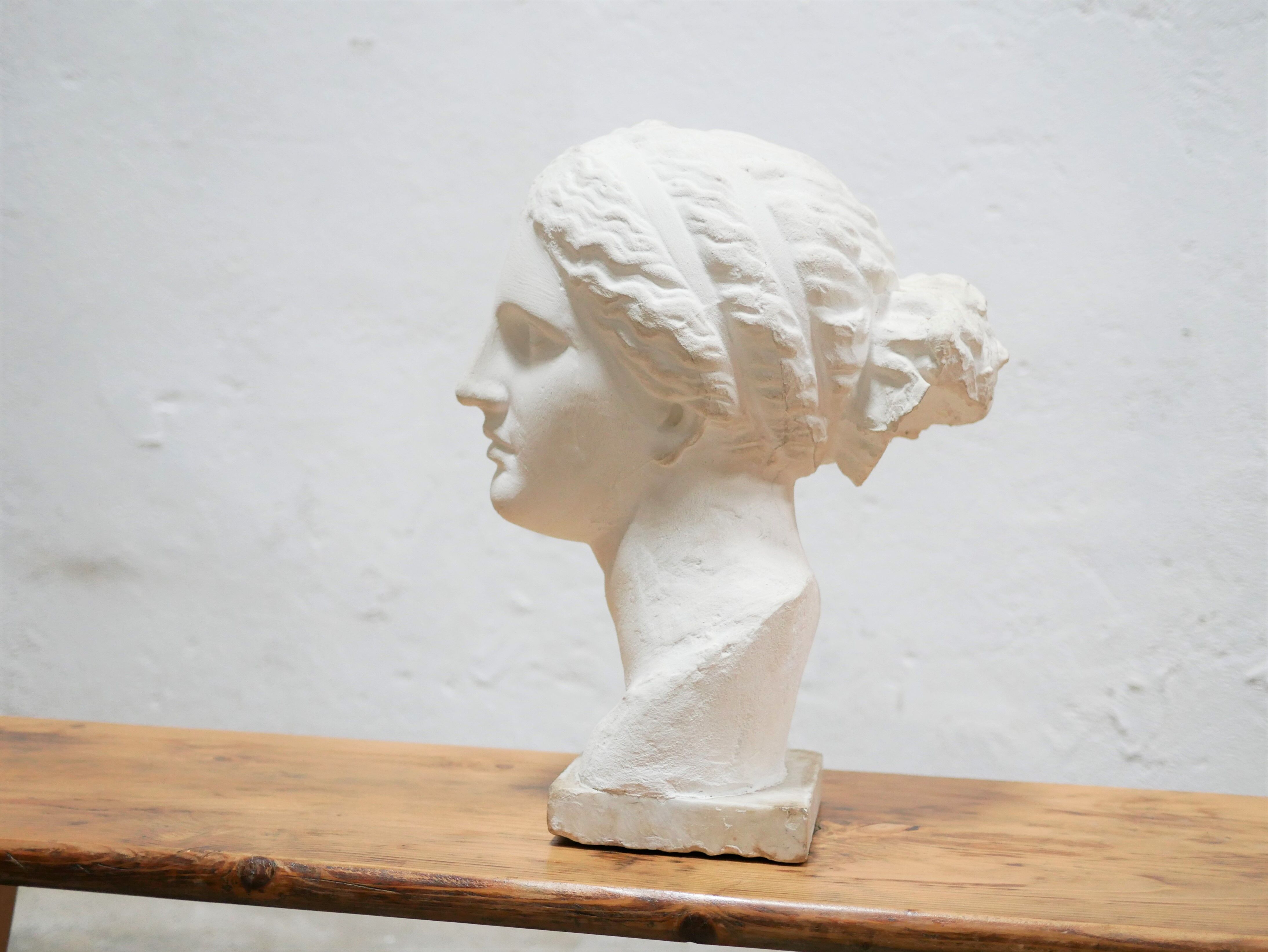 Tête de femme vintage en plâtre