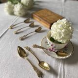 Set of 6 silver-gilt teaspoons, 2nd grade neck brace hallmark, 14 cm, in its box, late 19th century. Early 20th century