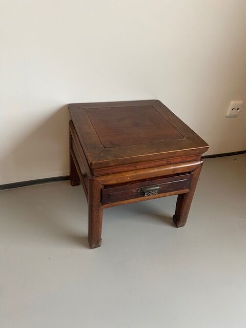 Old chinese olmen wooden cabinet with drawer