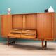 Buffet haut en teck, design danois, années 1960, production : Danemark