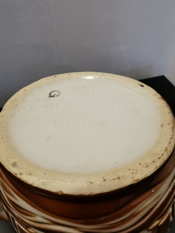 Pitcher "Marine" Saint Clement