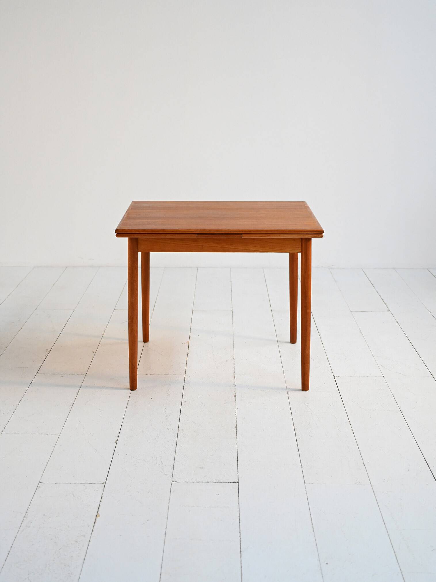 Teak extendable dining table, 1960s