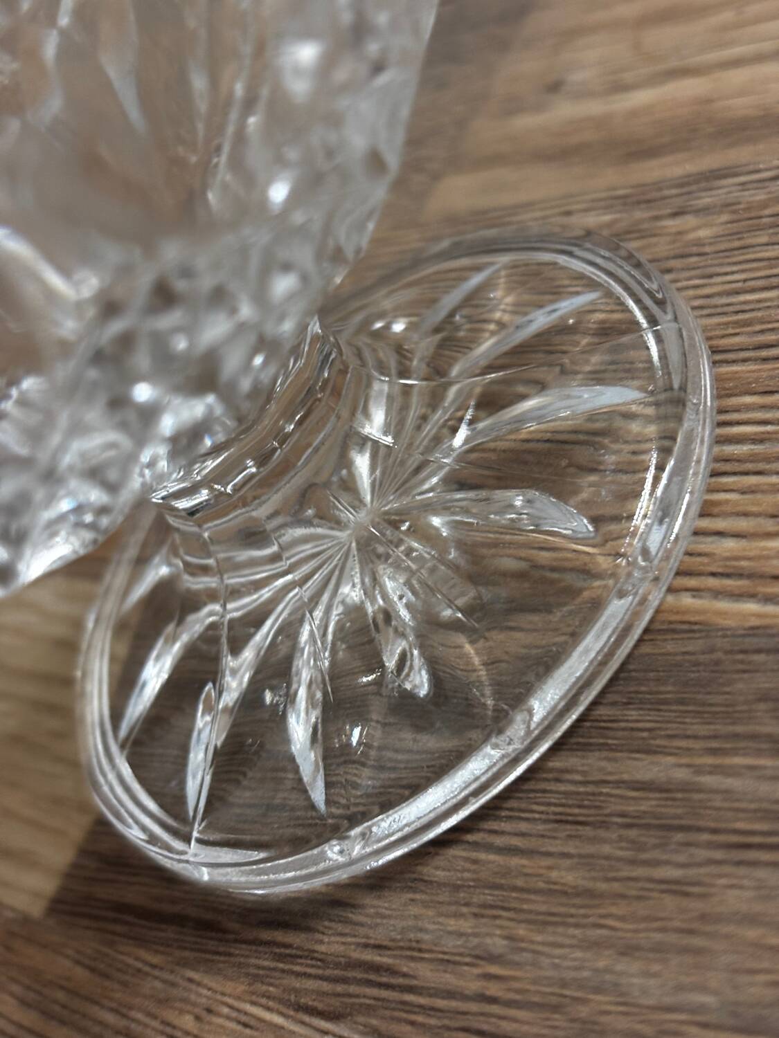 Vintage ice cream coupe finely engraved crystal from Arques.