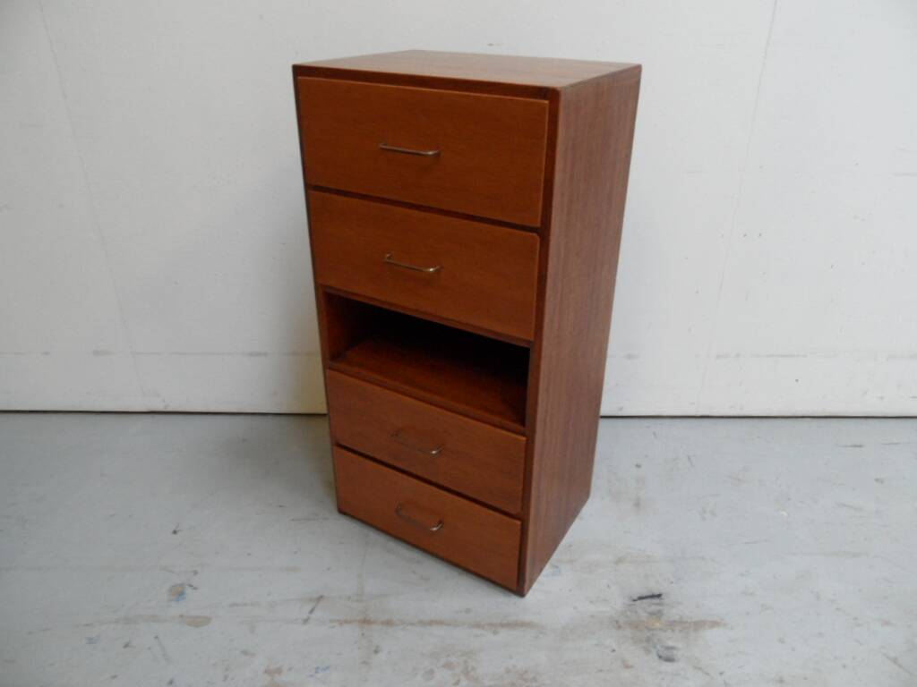 Vintage chest of drawers 1960's